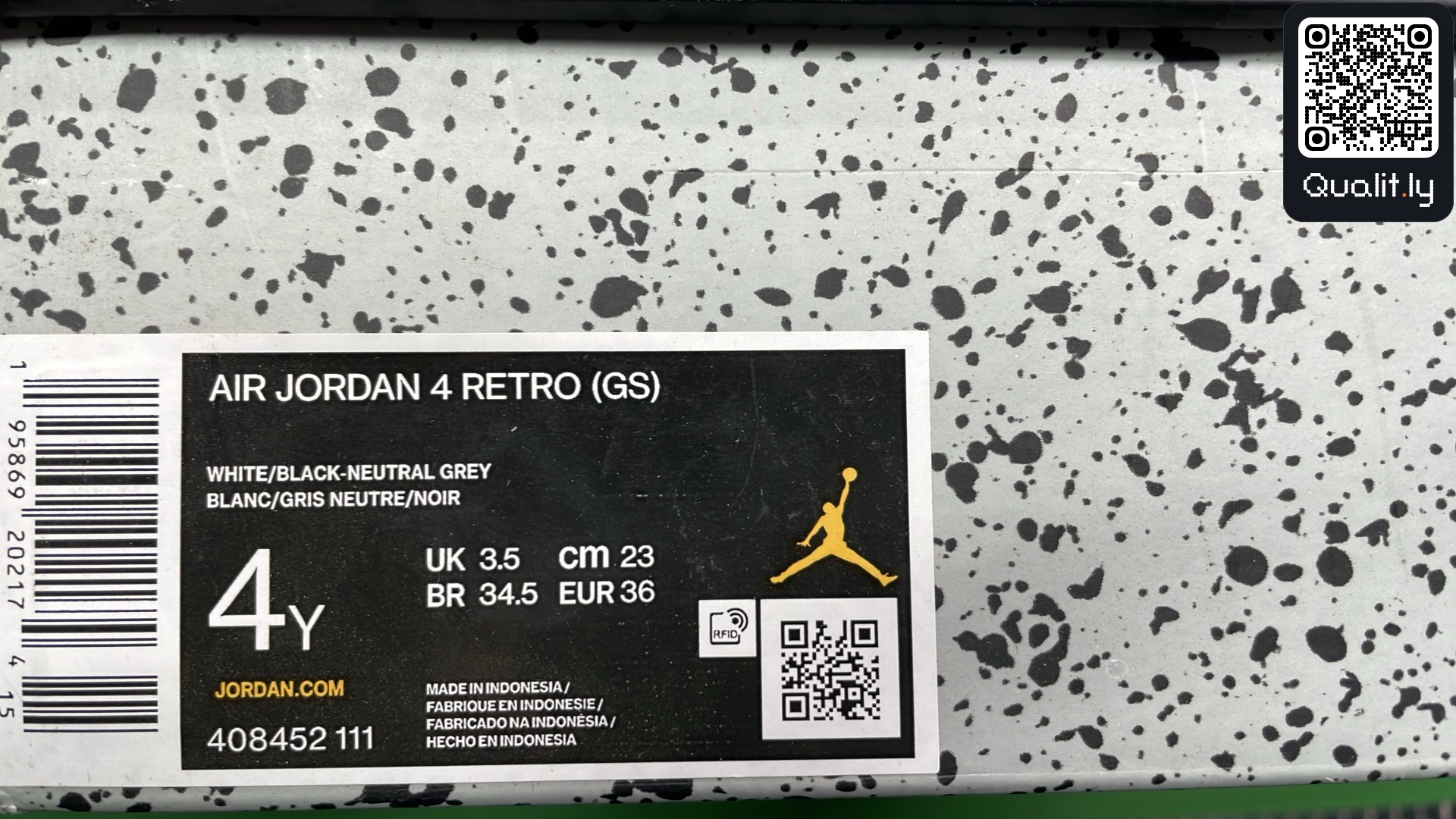 Sneakers QC photo 2 of 126