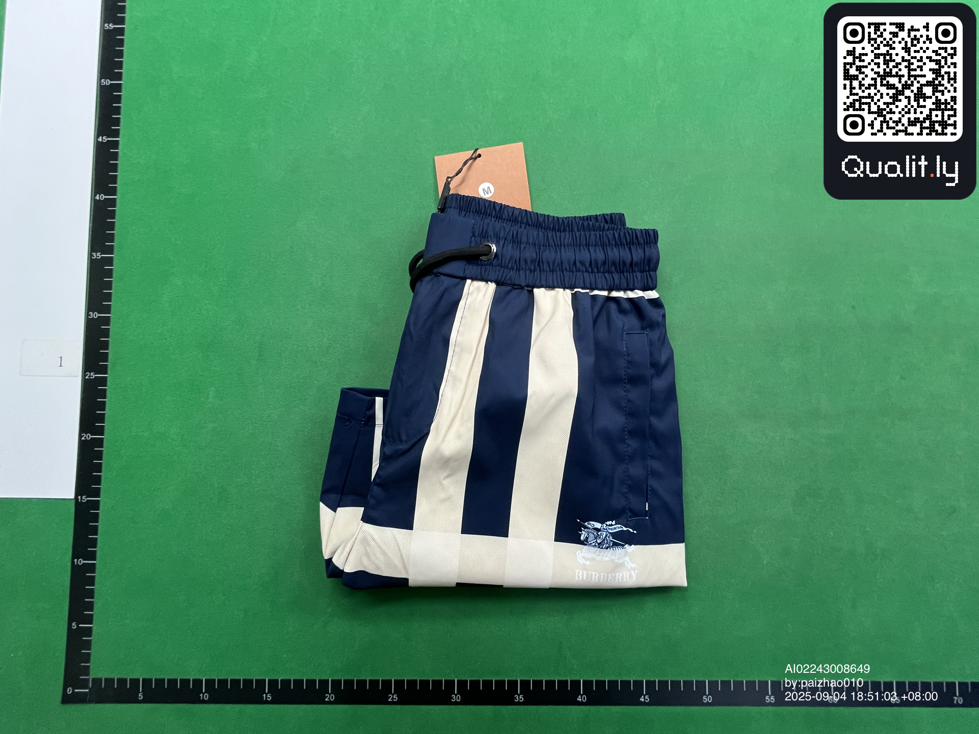 Shorts QC photo 1 of 70