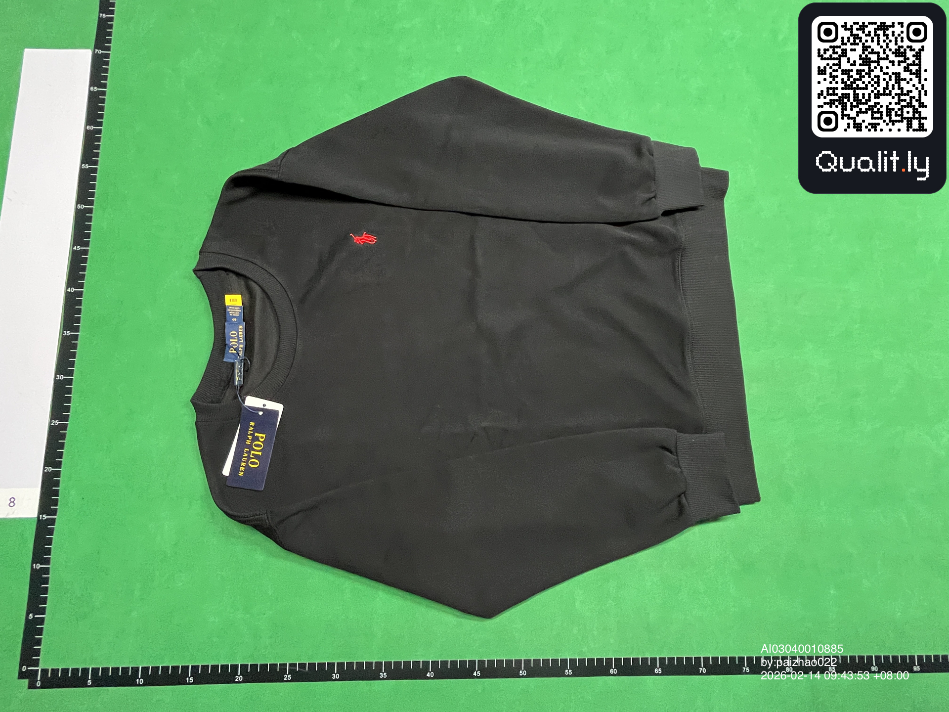 Sweatshirt QC photo 3 of 42