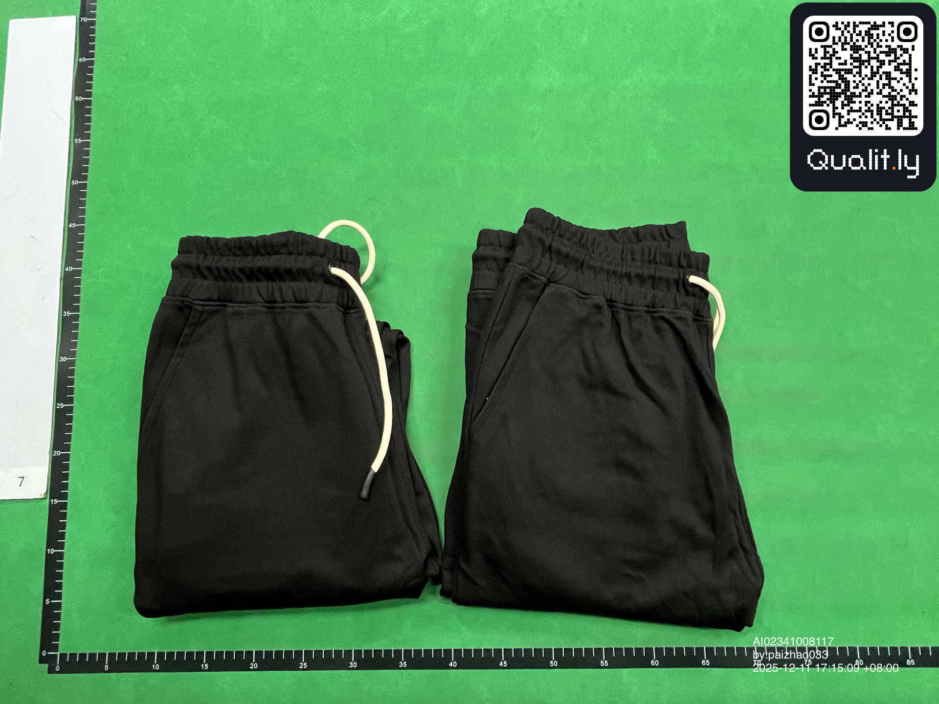 Pullover — QC-Foto 1 von 4