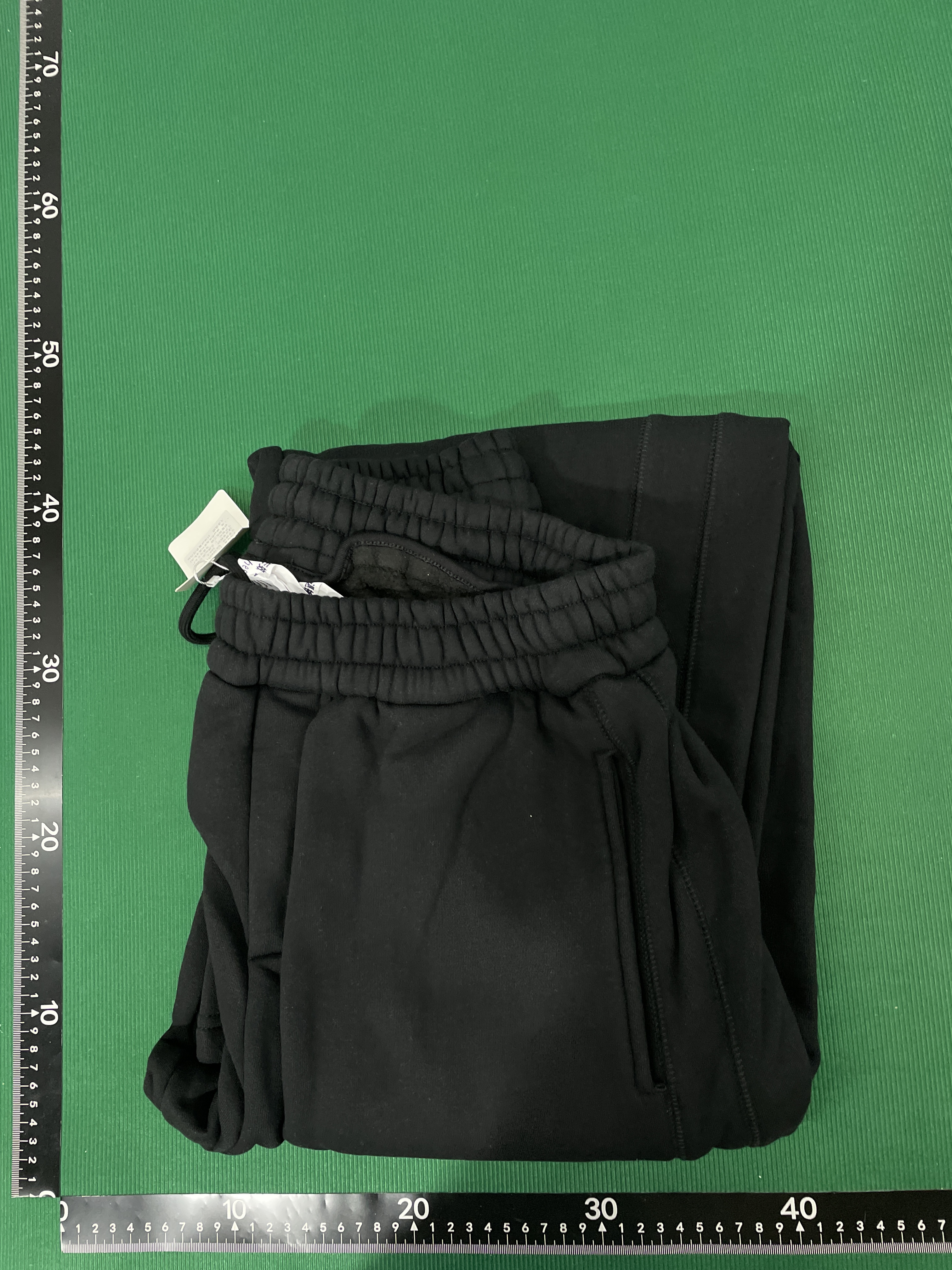 Pants QC photo 1 of 15