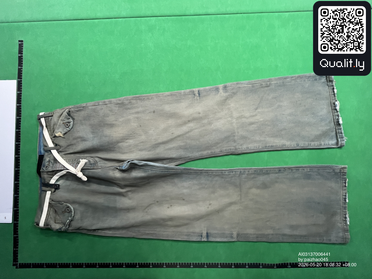 Jeans — QC-foto 3 van 4
