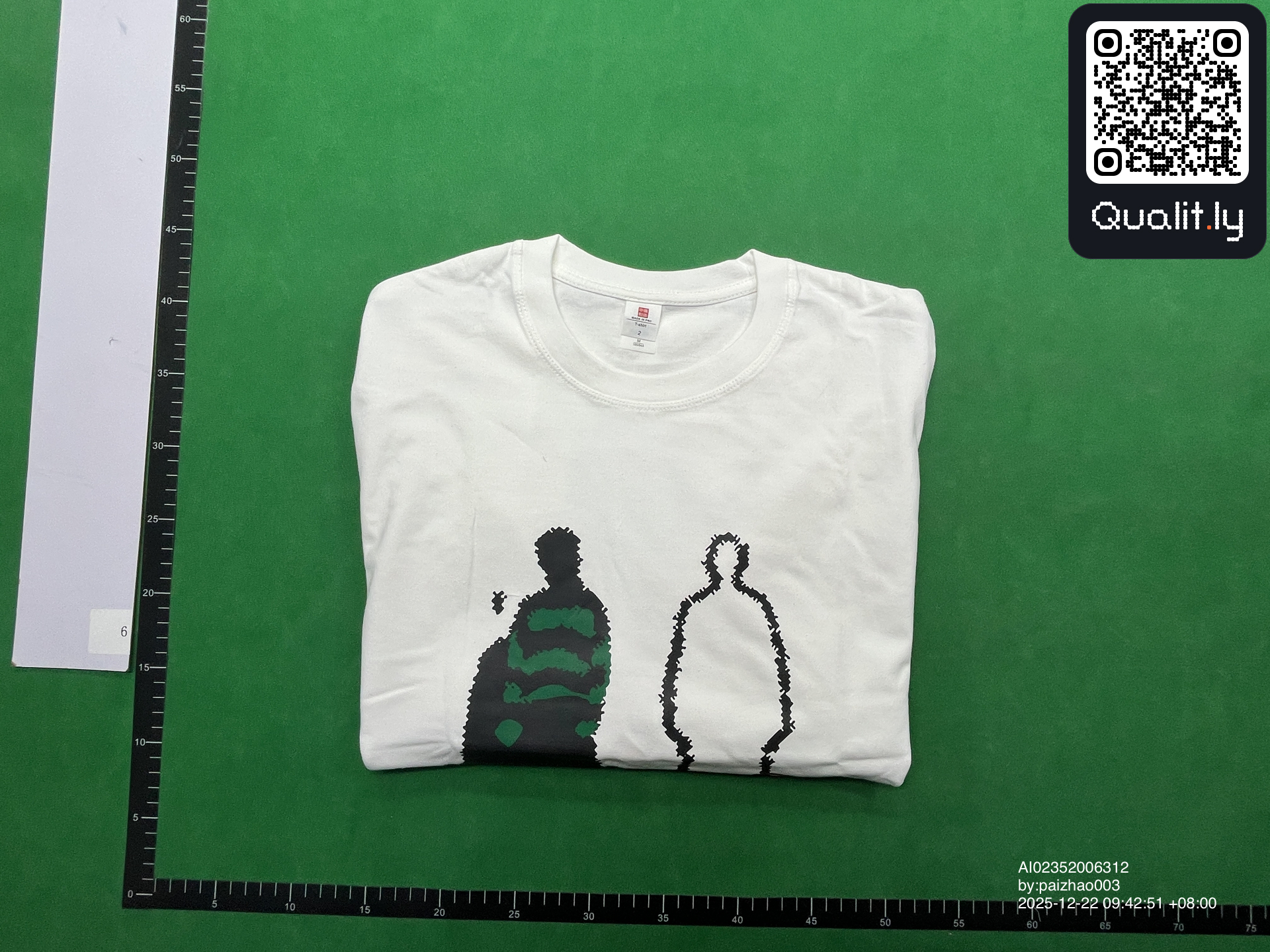 T-shirt — QC-foto 1 av 4