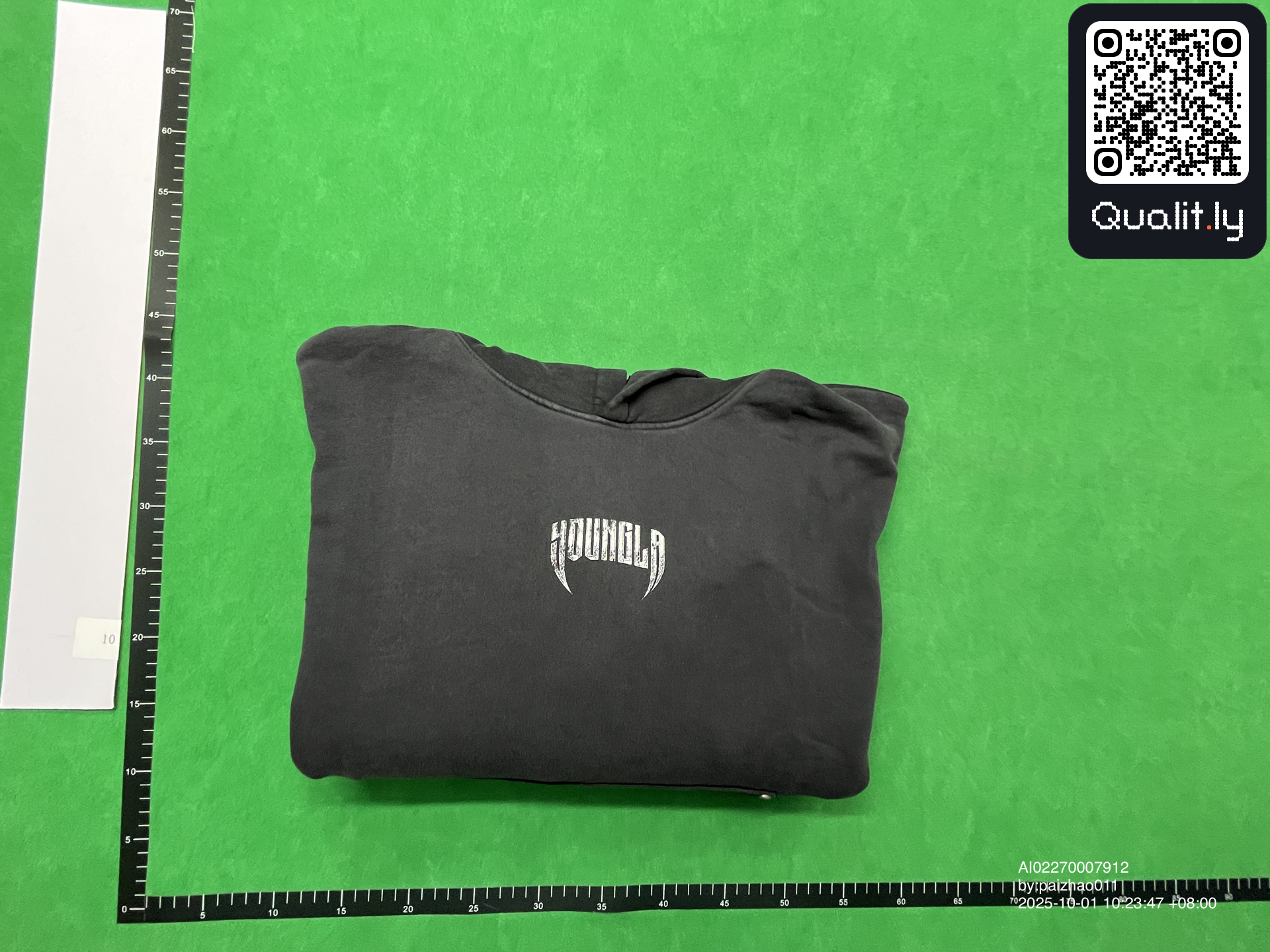 连帽卫衣 QC 照片 1 / 10