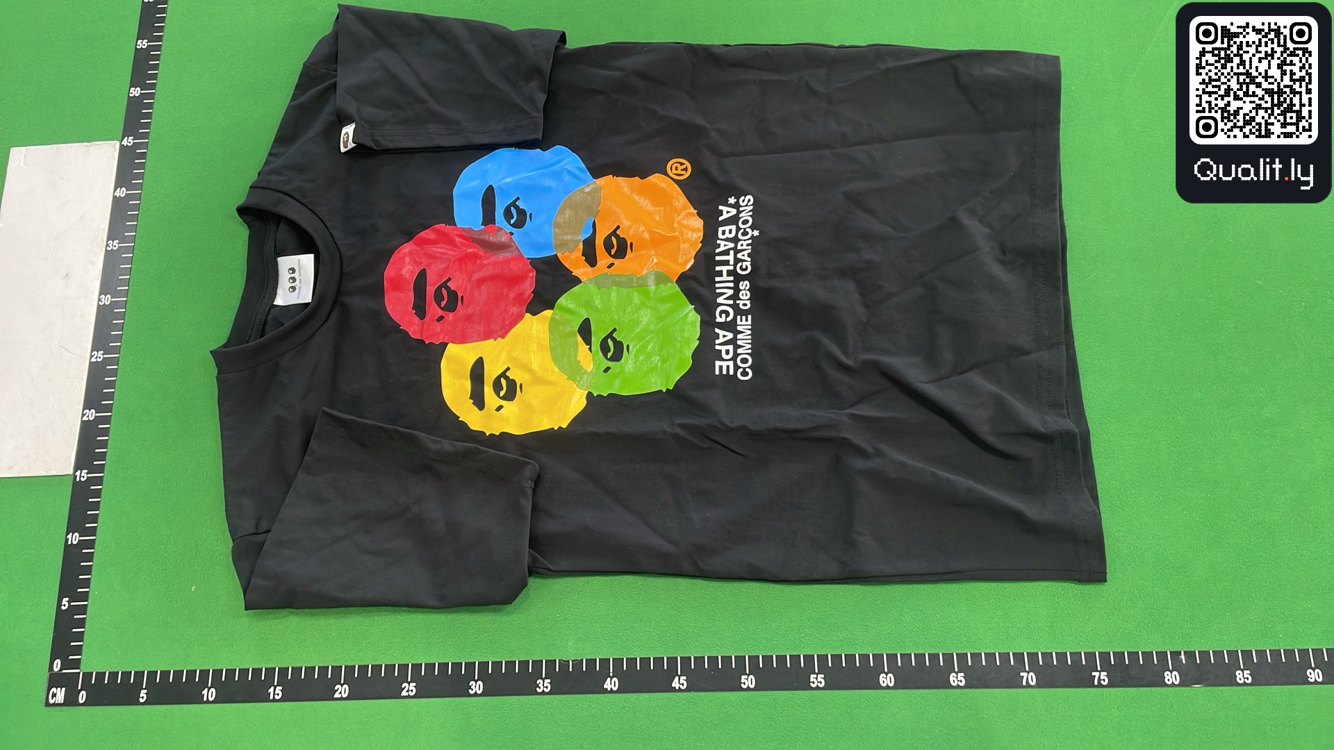 T-shirt — foto QC 2 de 18