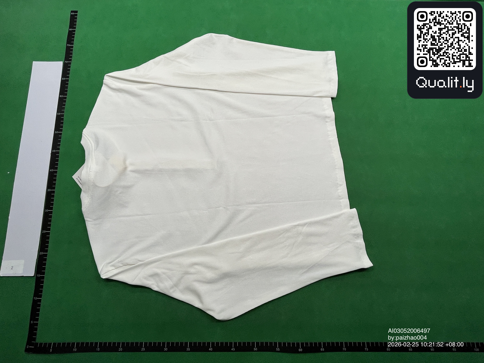 T恤 QC 照片 2 / 17