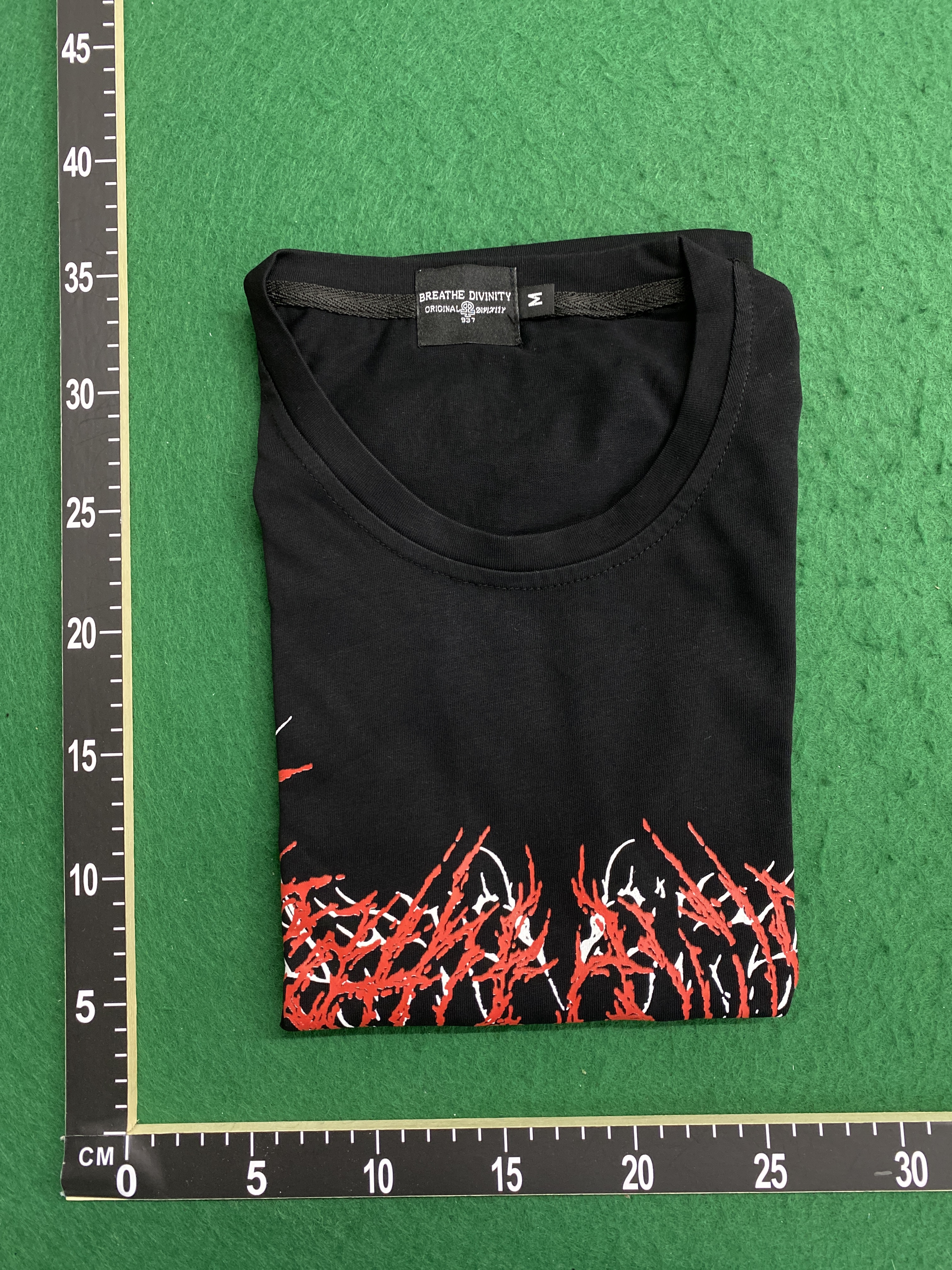 T恤 QC 照片 1 / 17