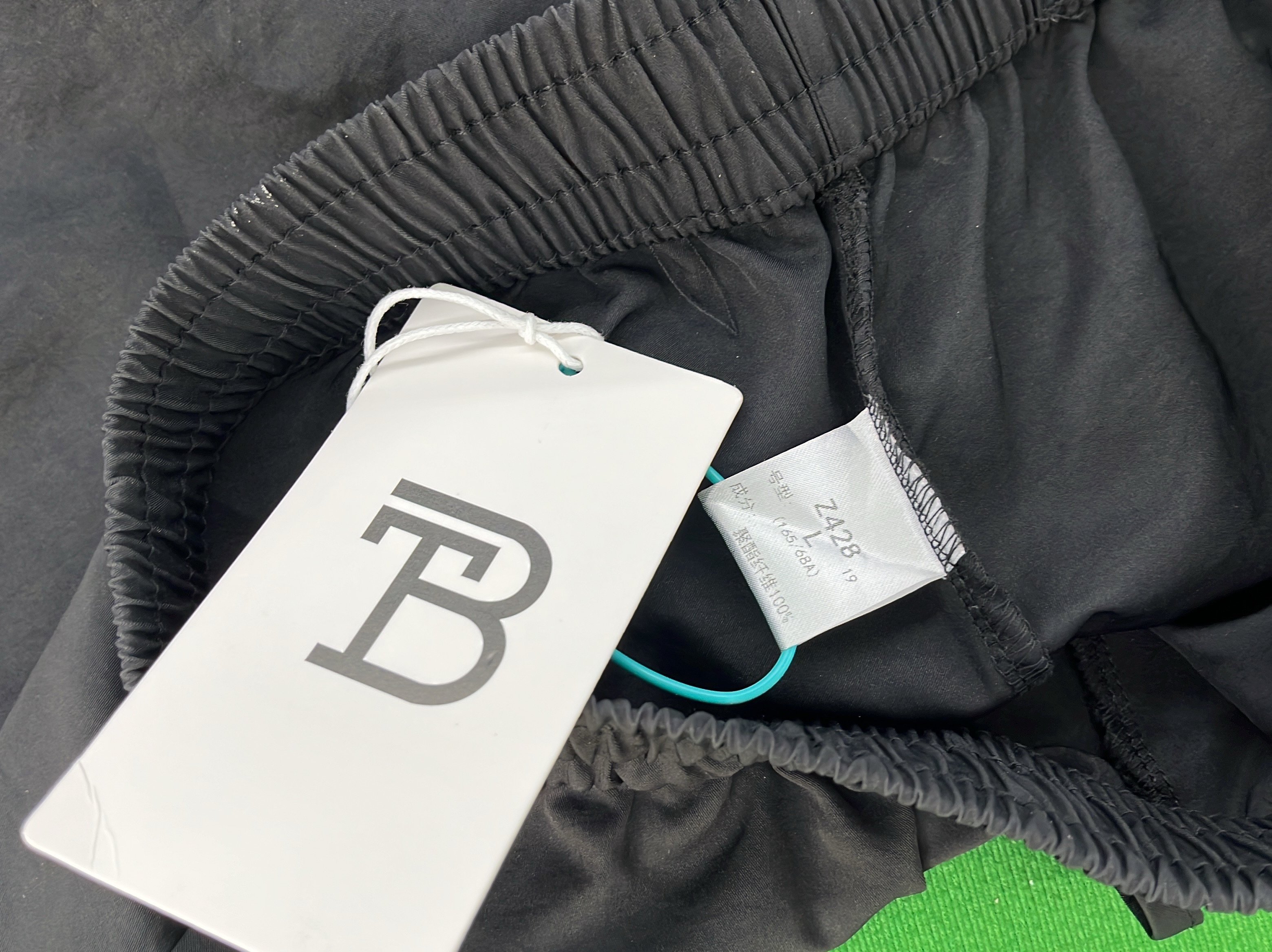 Shorts QC photo 2 of 4
