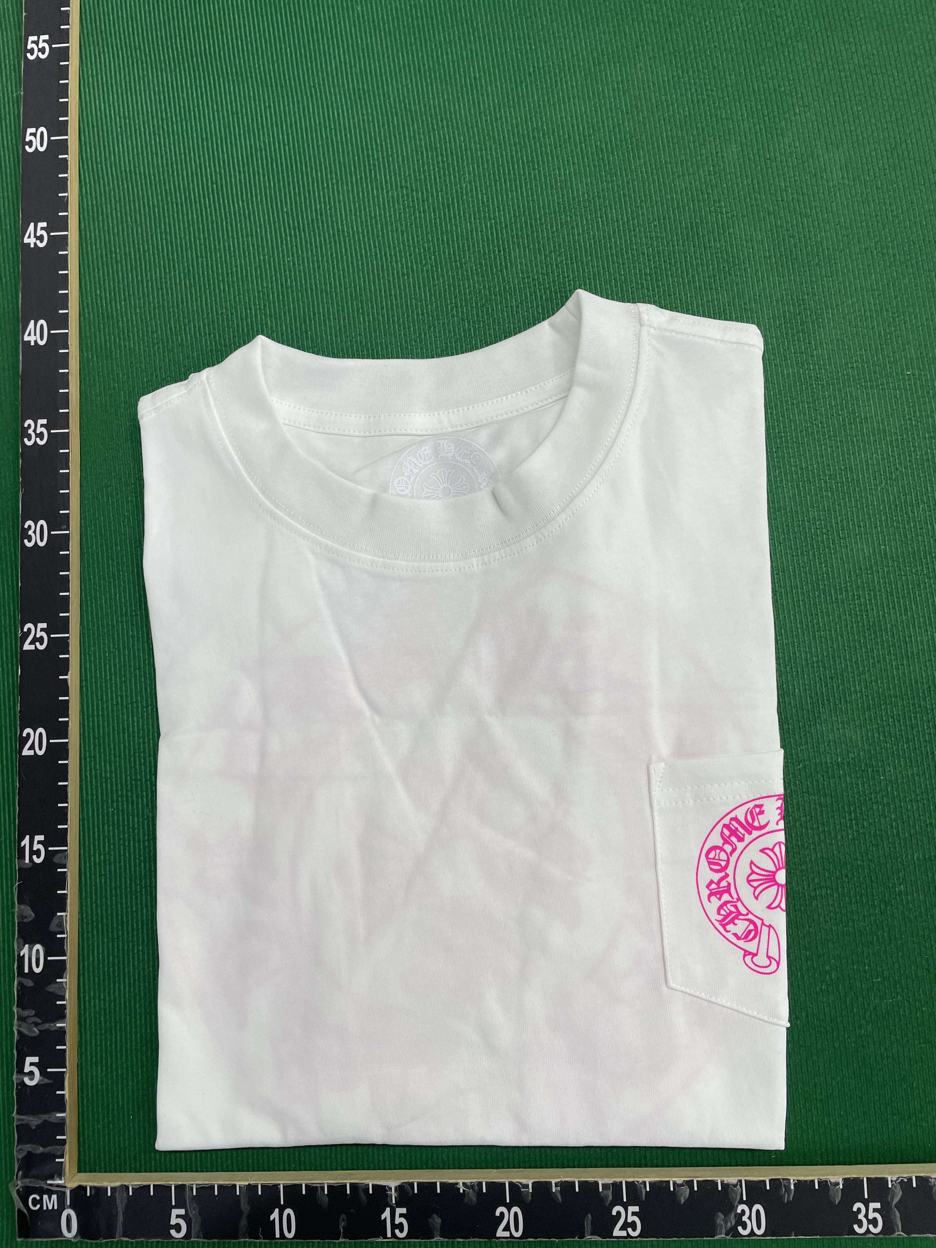 Camiseta — foto QC 1 de 5