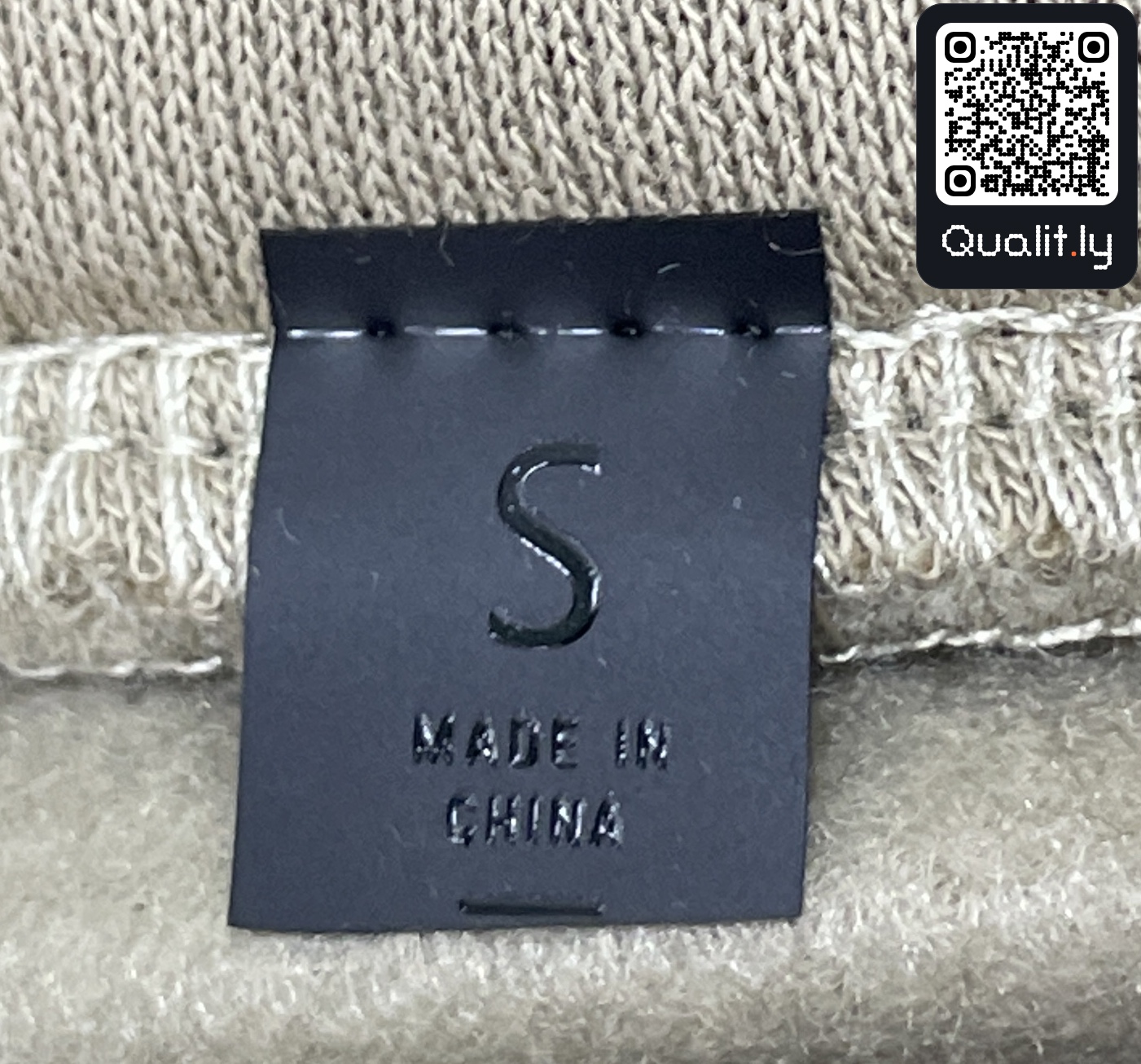 Hoodie QC photo 3 of 50
