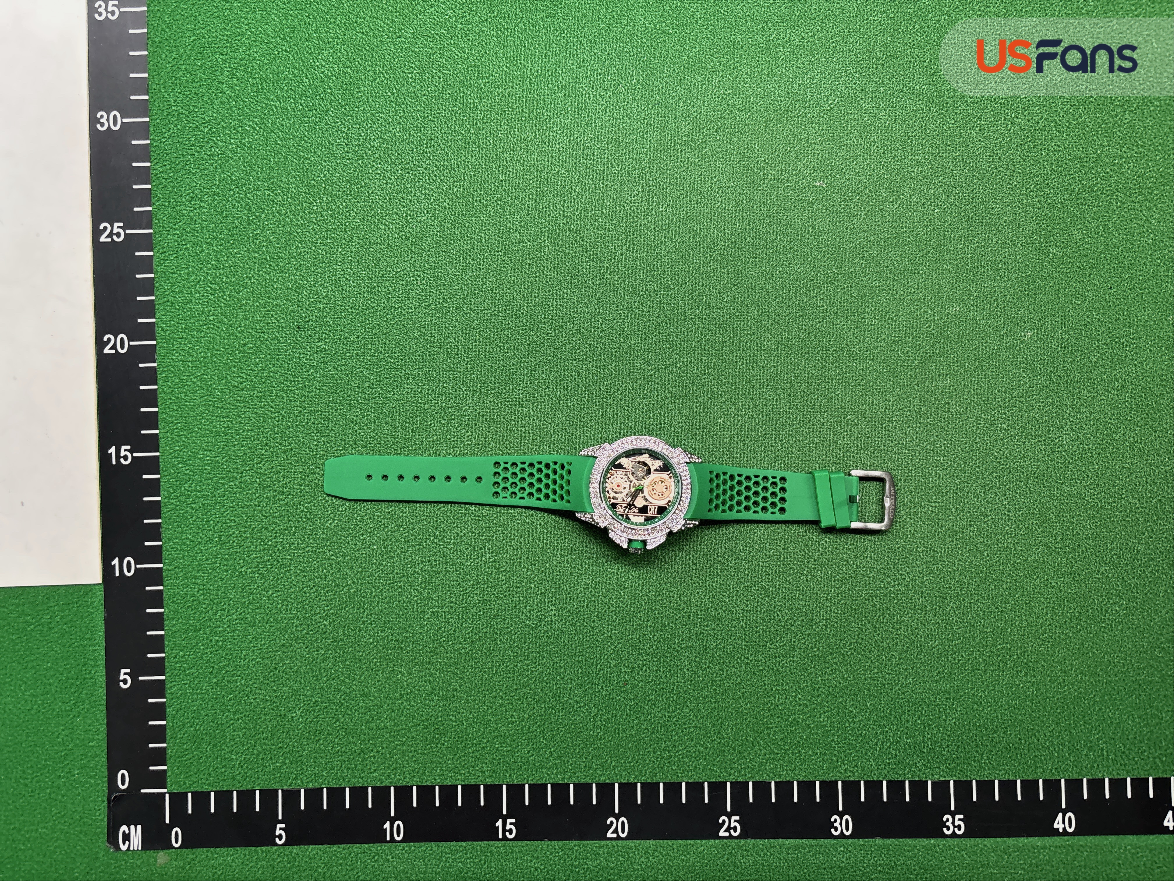 Montre — photo QC 3 sur 3