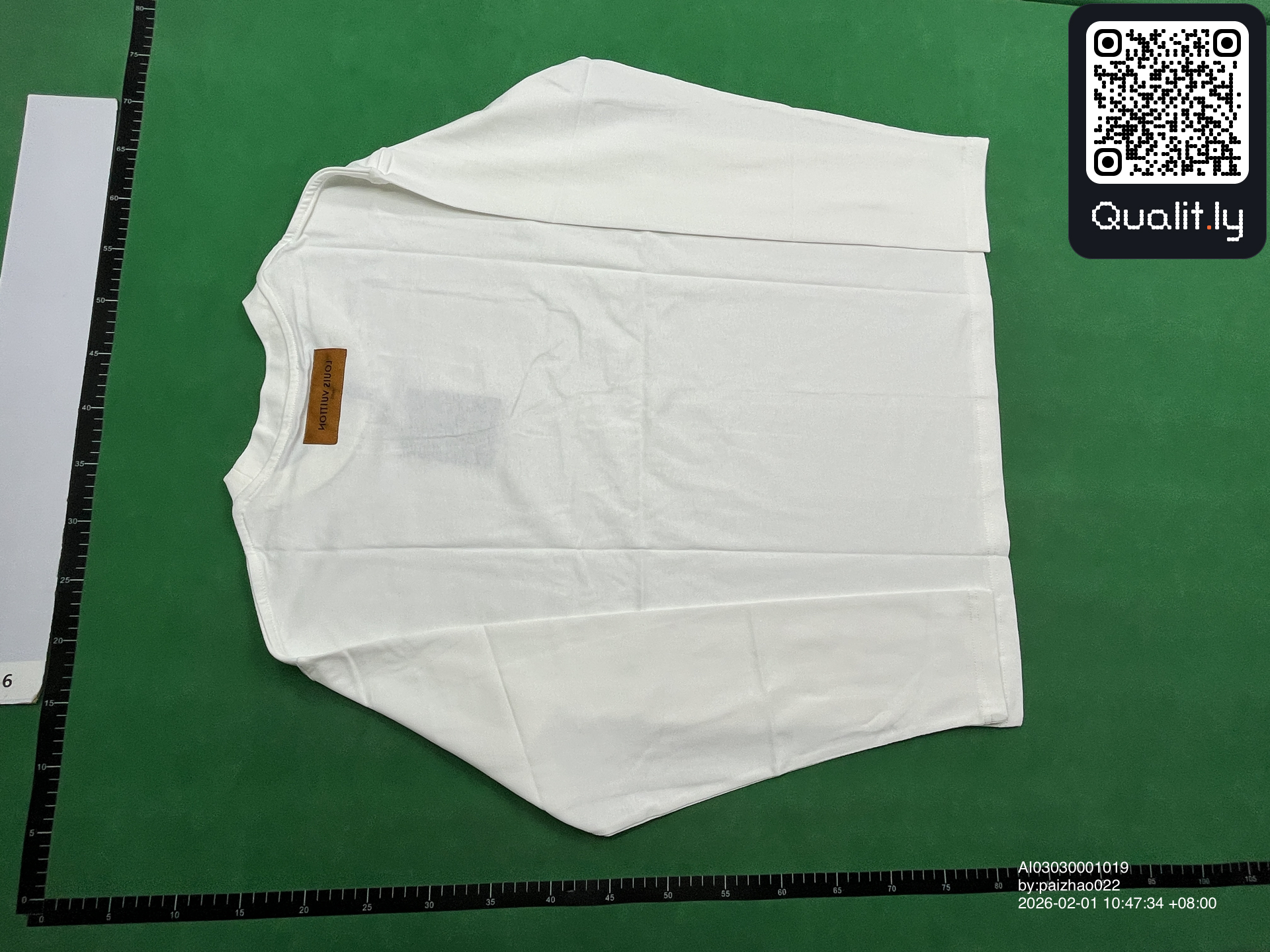 Camicia — foto QC 2 di 30