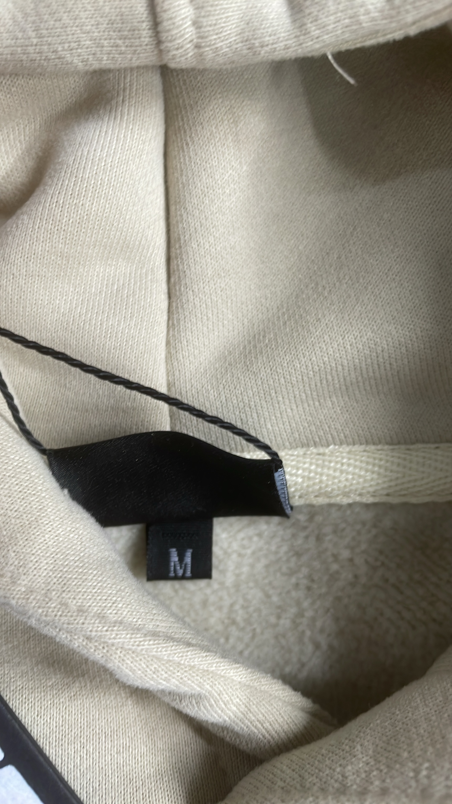 Hoodie QC photo 1 of 15