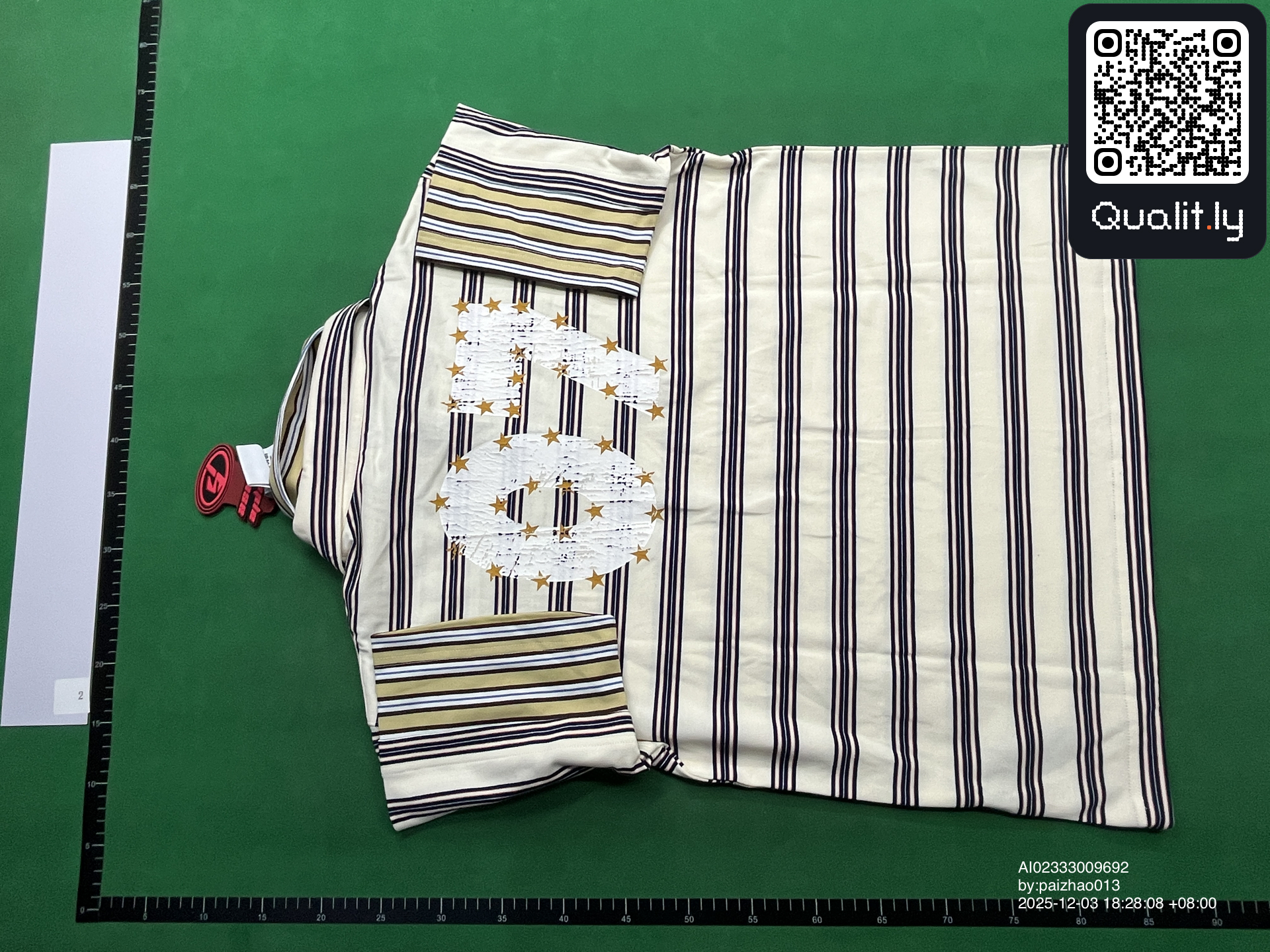 T恤 QC 照片 2 / 10