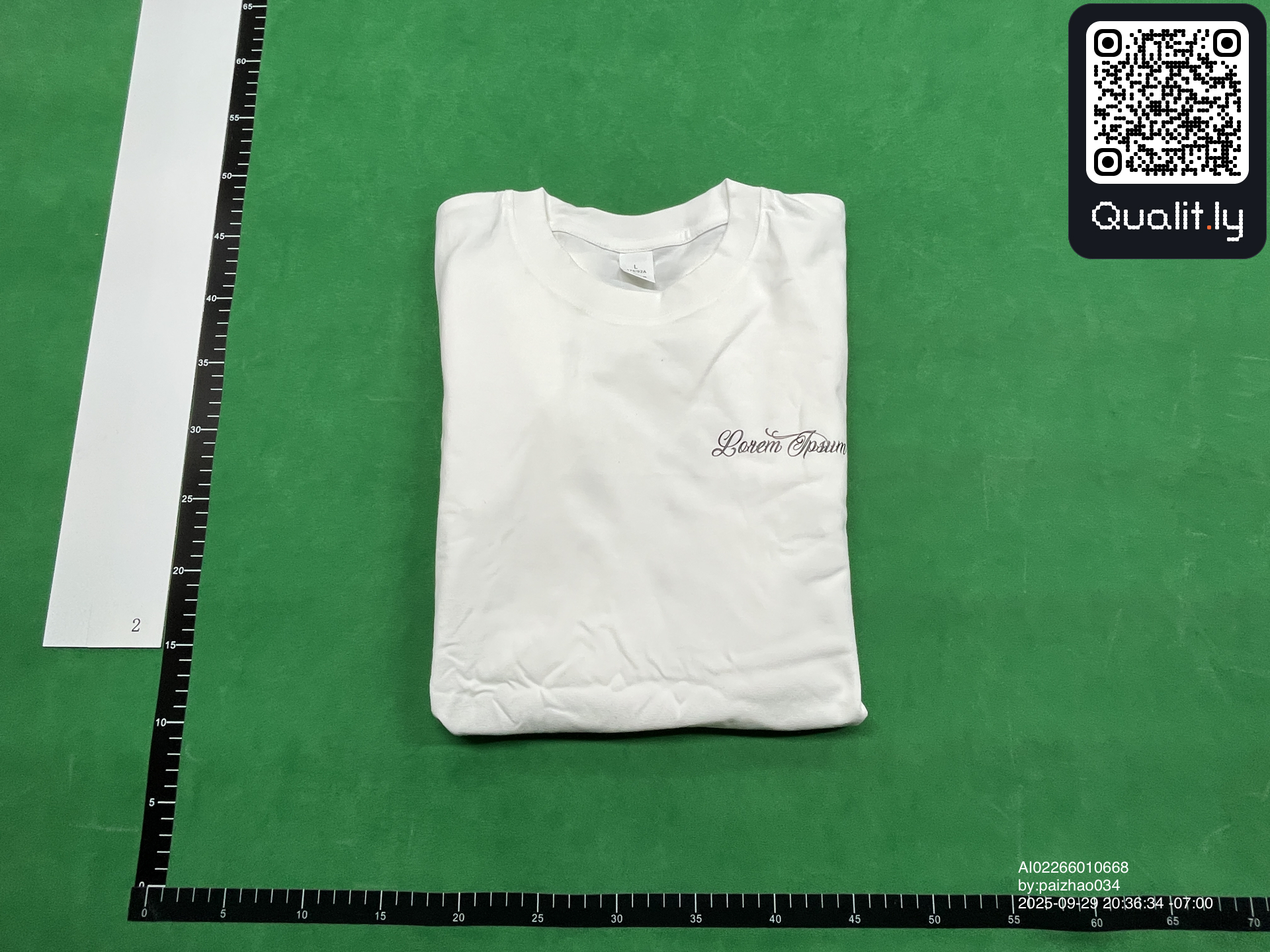 Tricou — fotografie QC 1 din 14