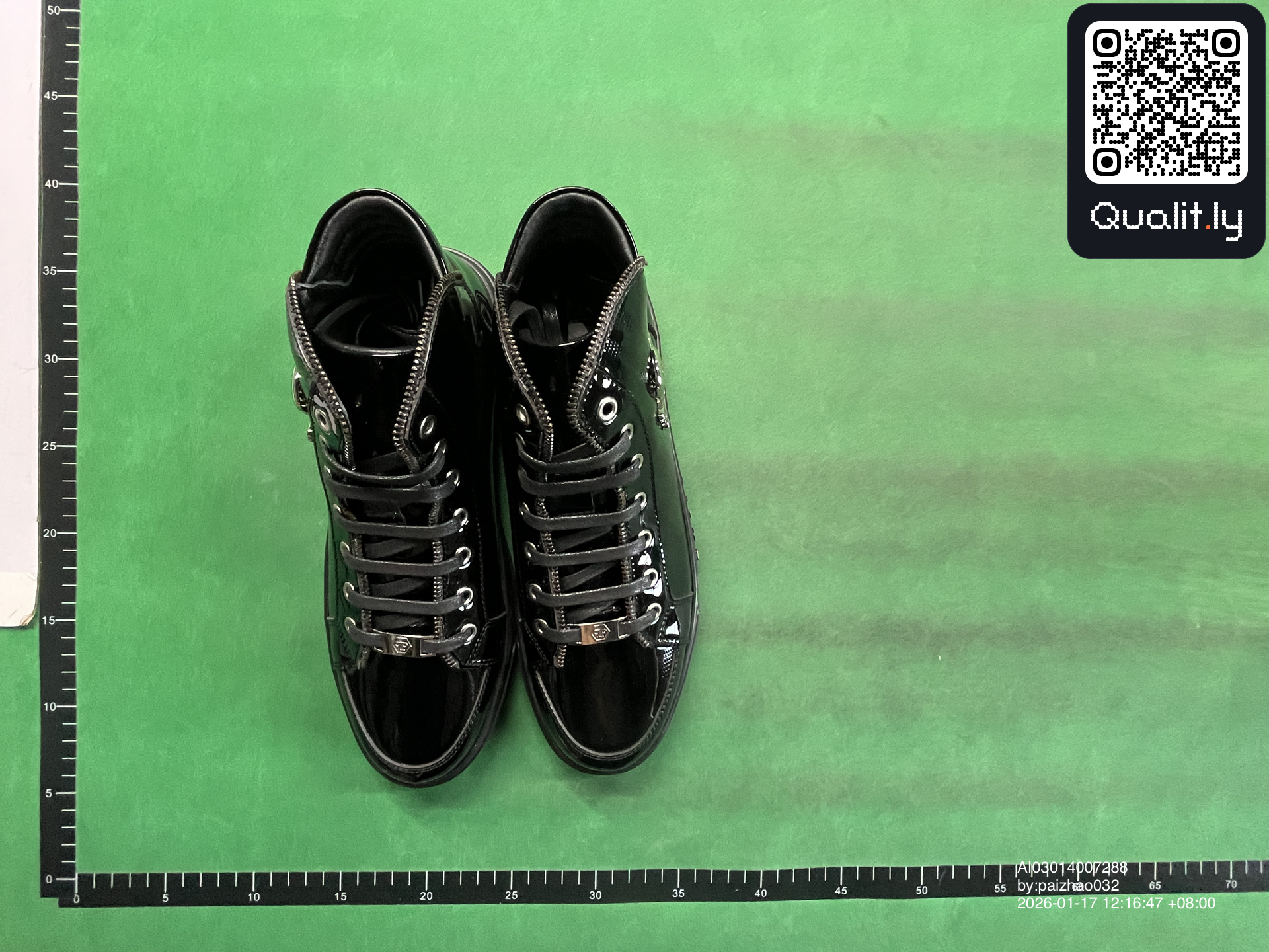 Sneaker — QC-Foto 1 von 10
