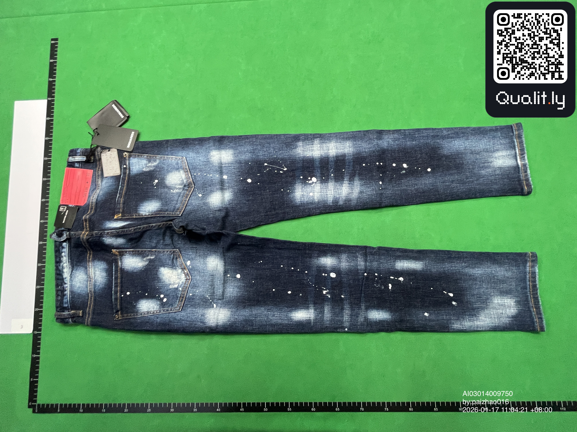 Jeans QC photo 2 of 30