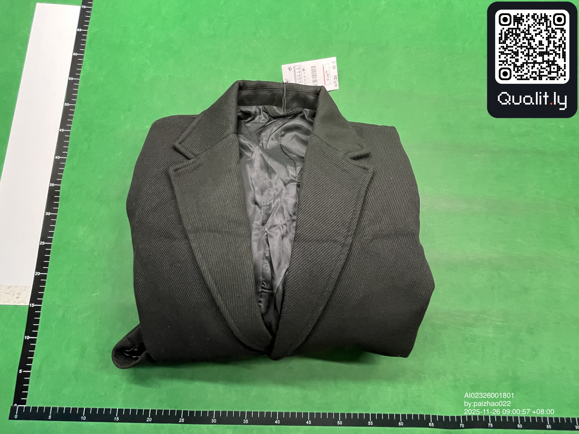 夹克 QC 照片 1 / 4
