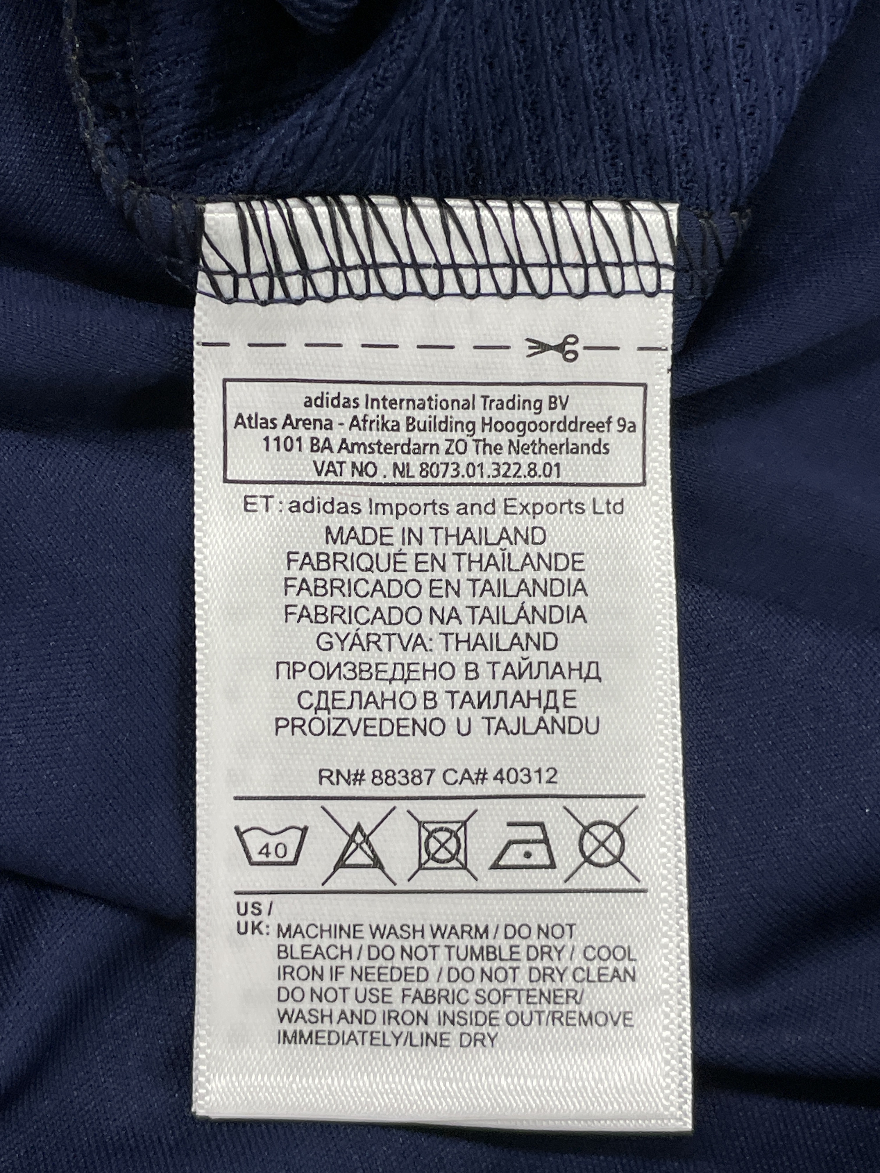 Tuta — foto QC 3 di 43