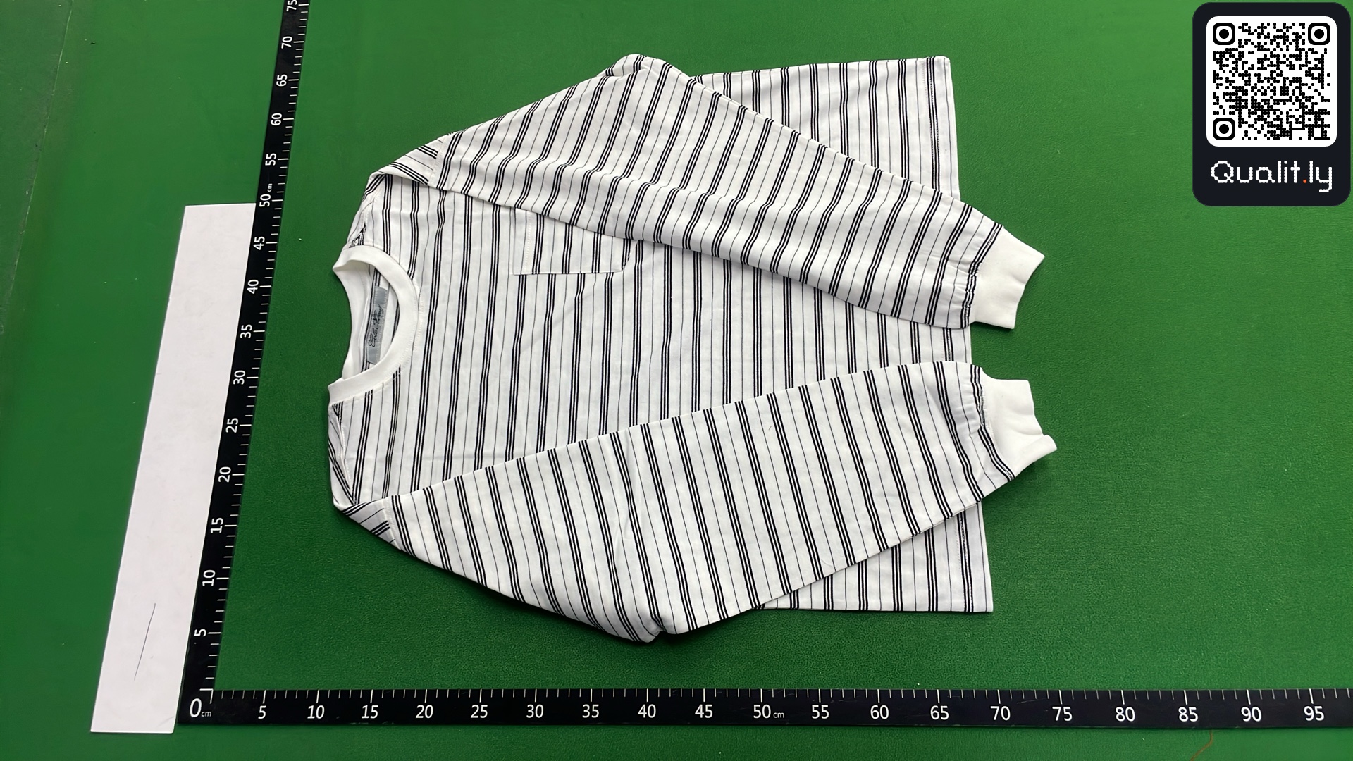 衬衫 QC 照片 2 / 18
