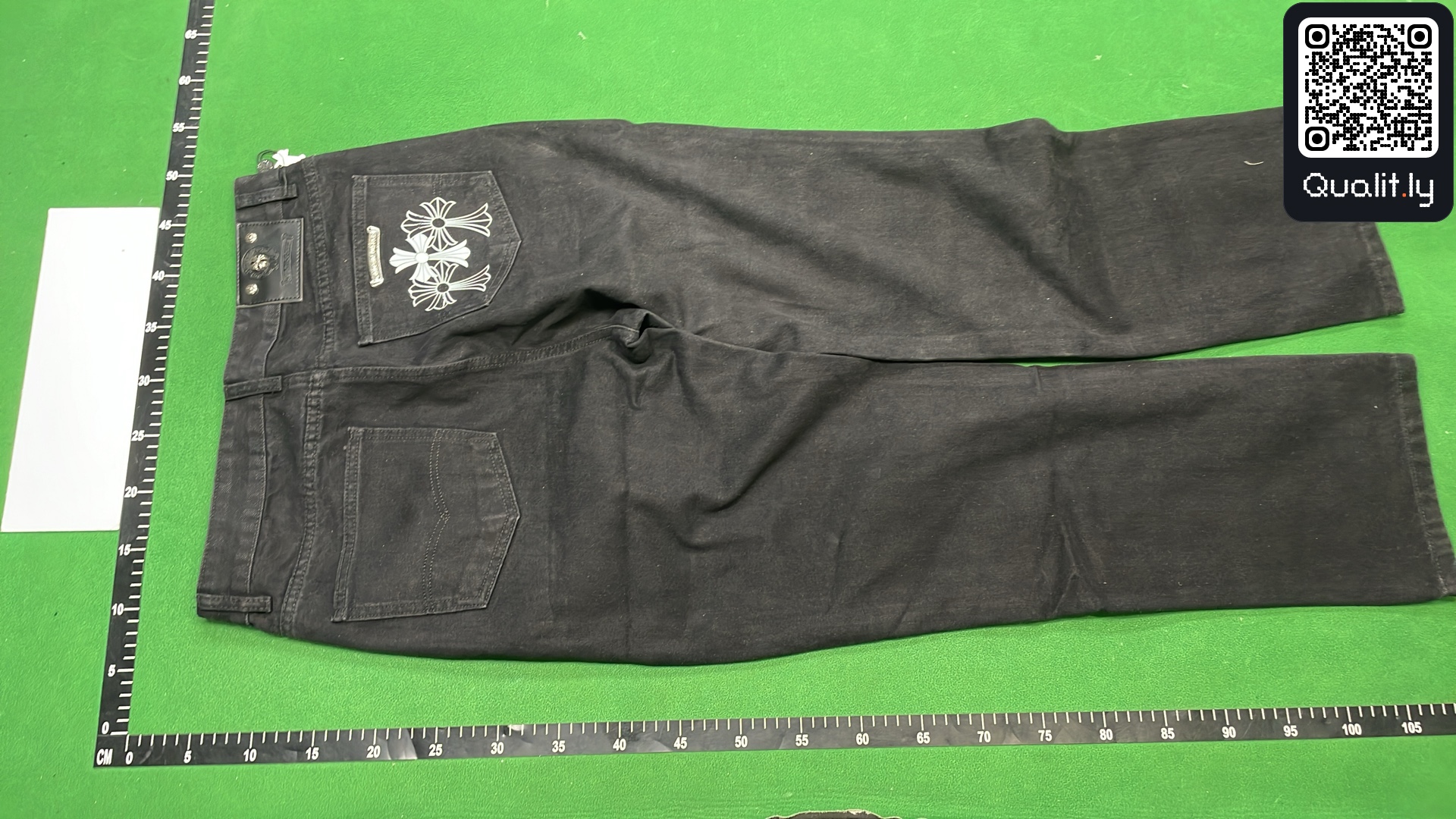 Jeans QC photo 3 of 12