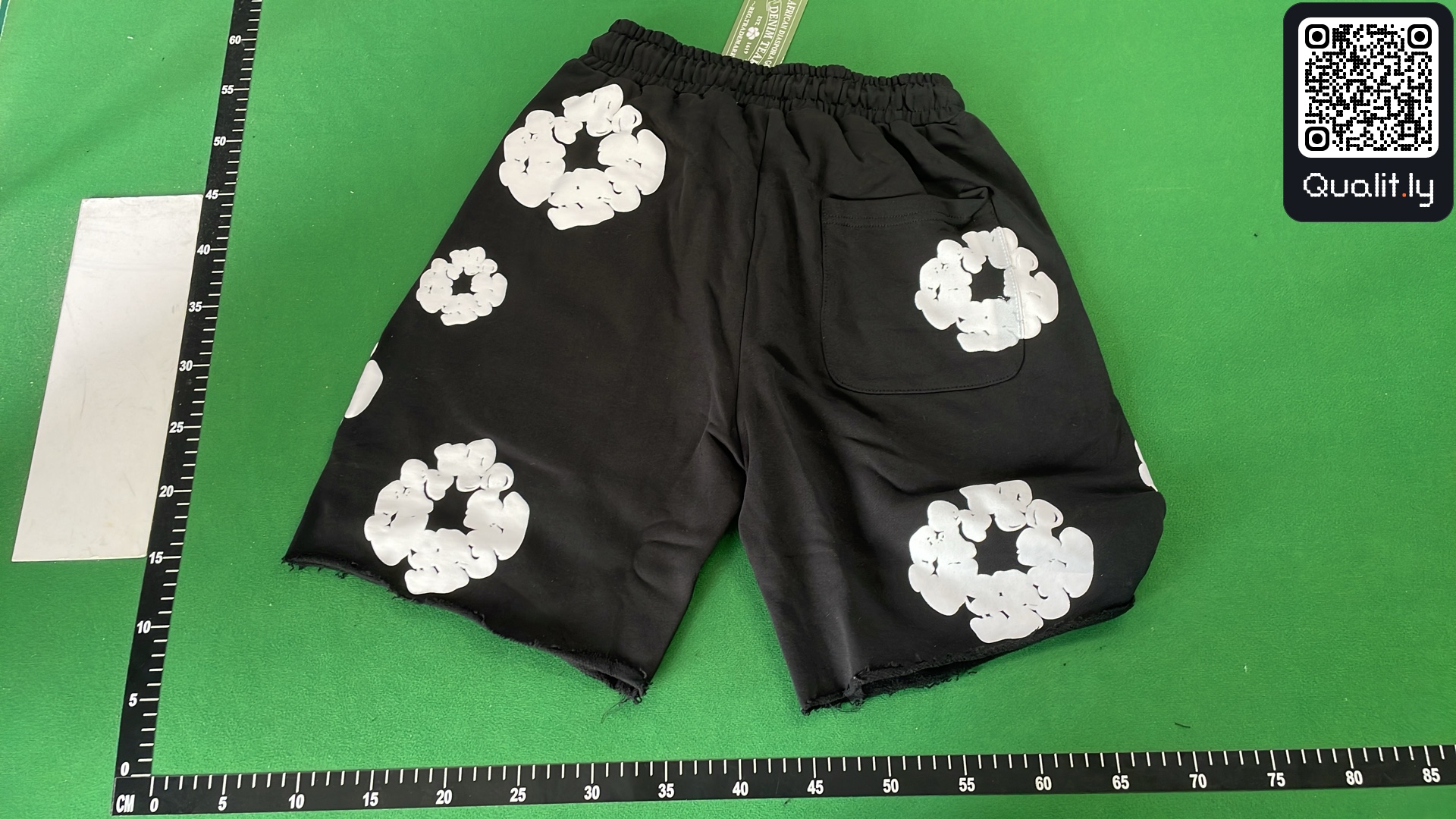 Hoodie — QC-Foto 3 von 4