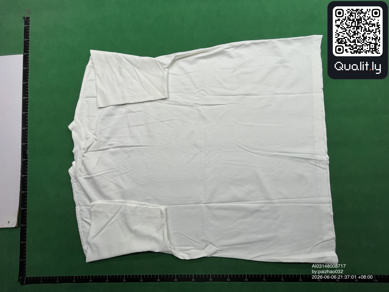 T恤 QC 照片 2 / 10