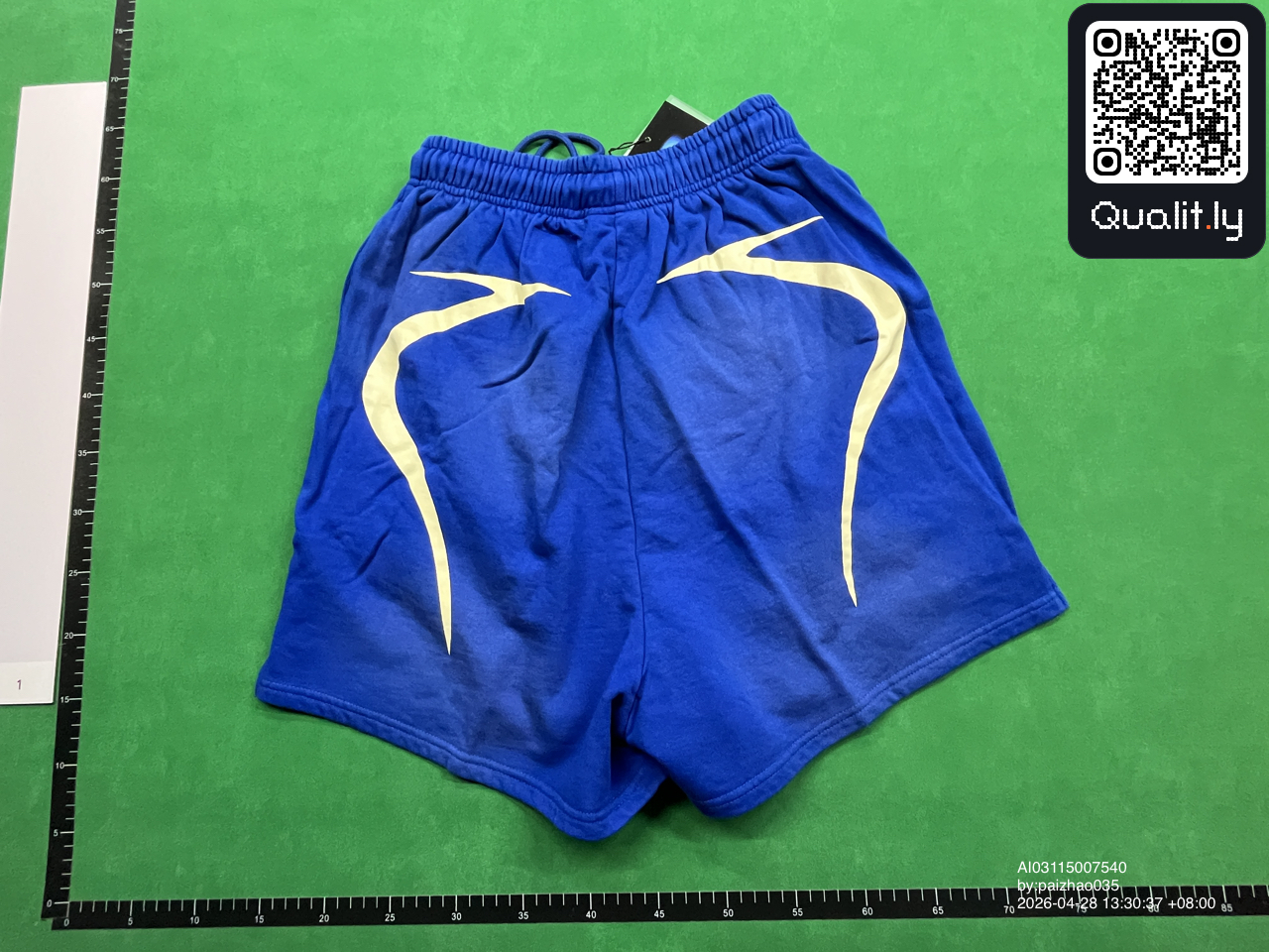Pantalón corto — foto QC 2 de 42