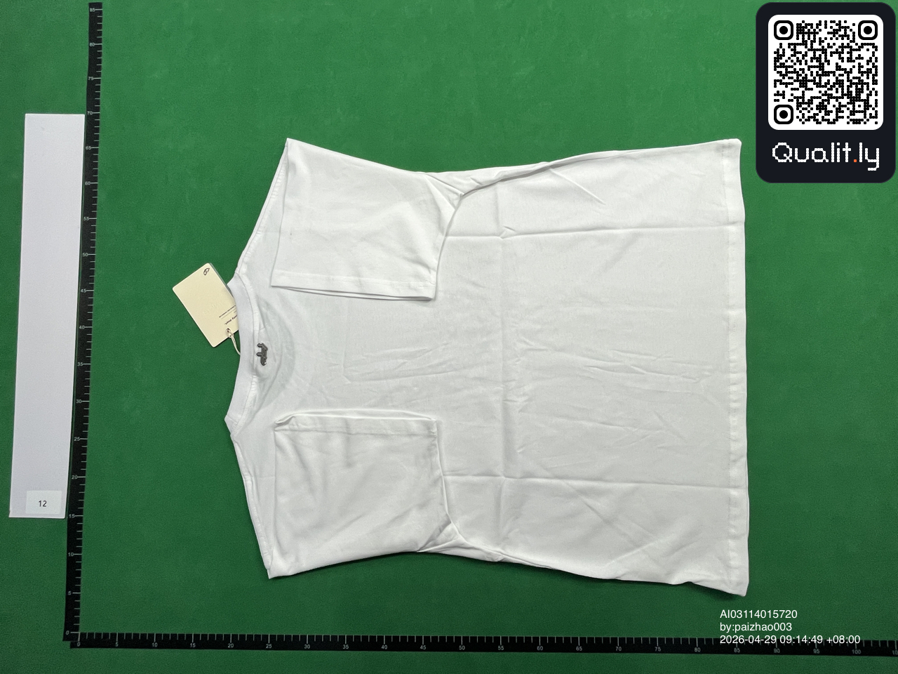 T-Shirt — QC-Foto 2 von 18