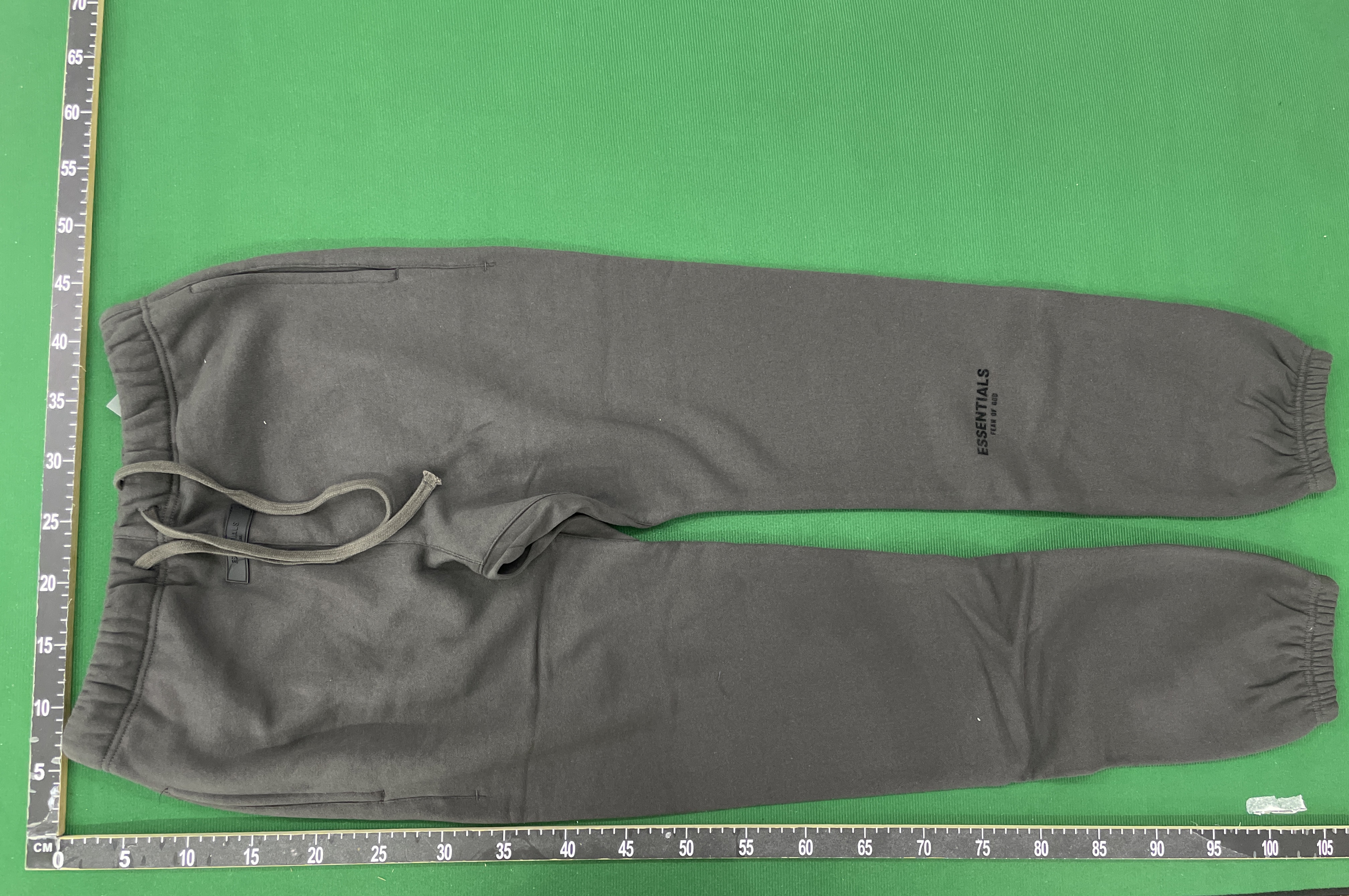 Pantaloni — fotografie QC 3 din 24