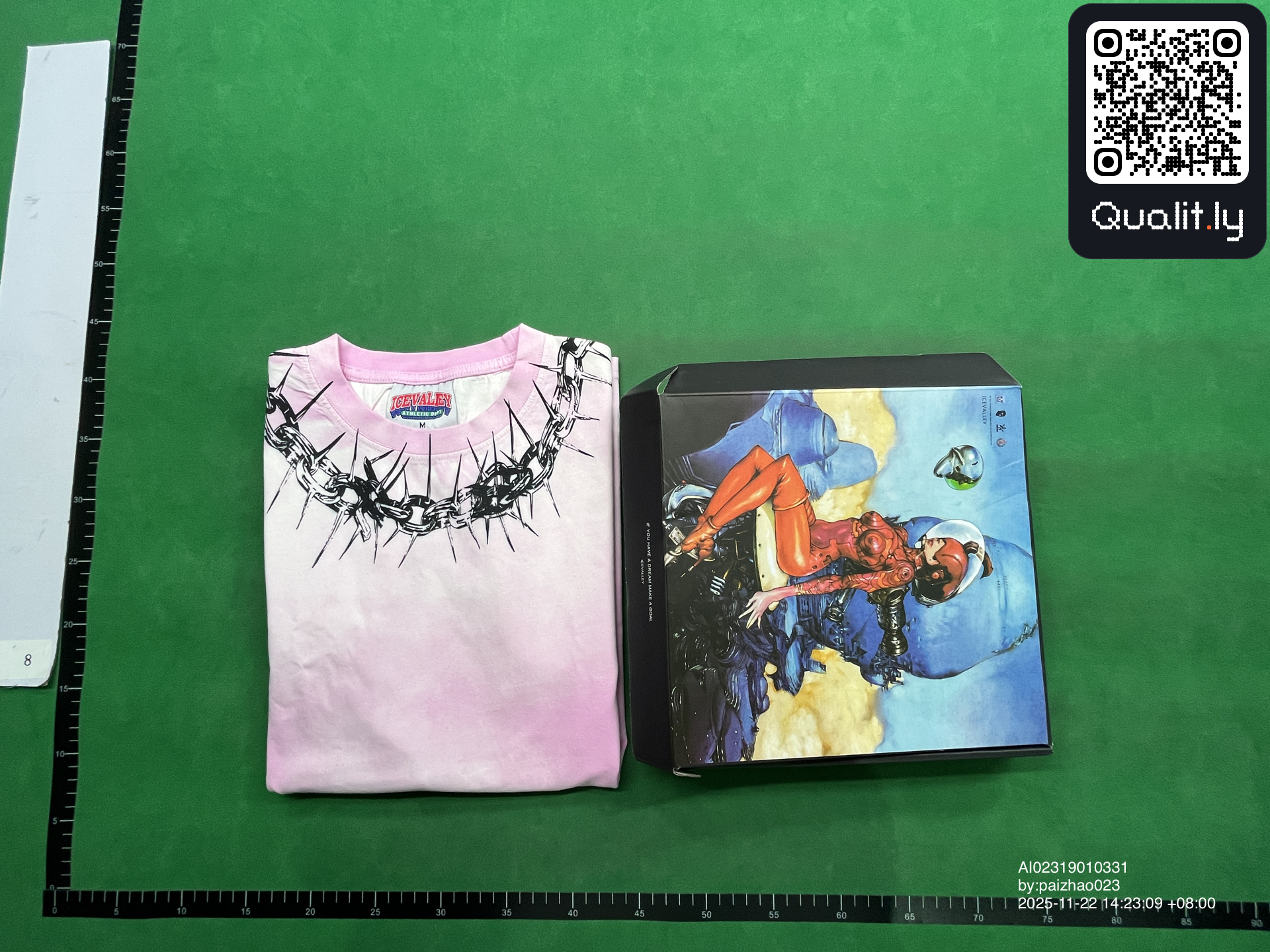 T-shirt QC photo 1 of 10