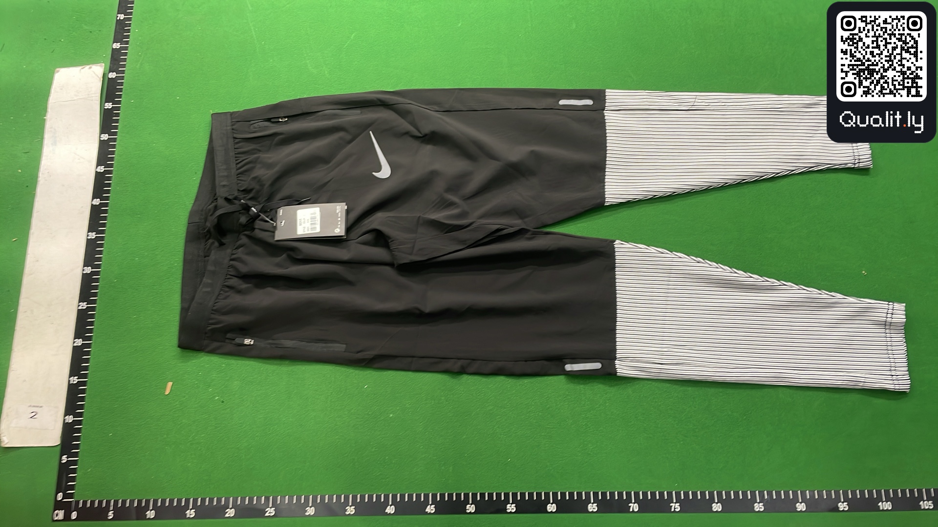长裤 QC 照片 2 / 4