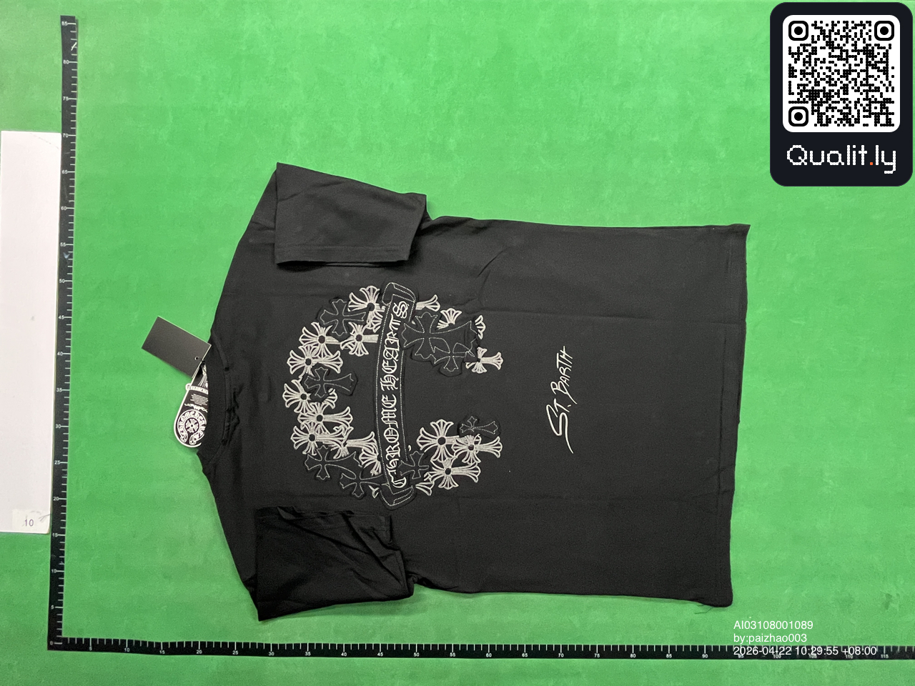 T-shirt — photo QC 2 sur 16
