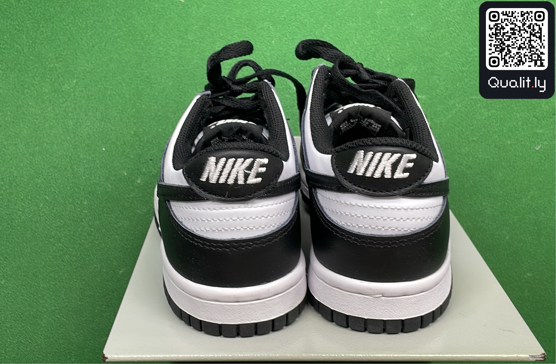 Sneakers QC photo 3 of 6