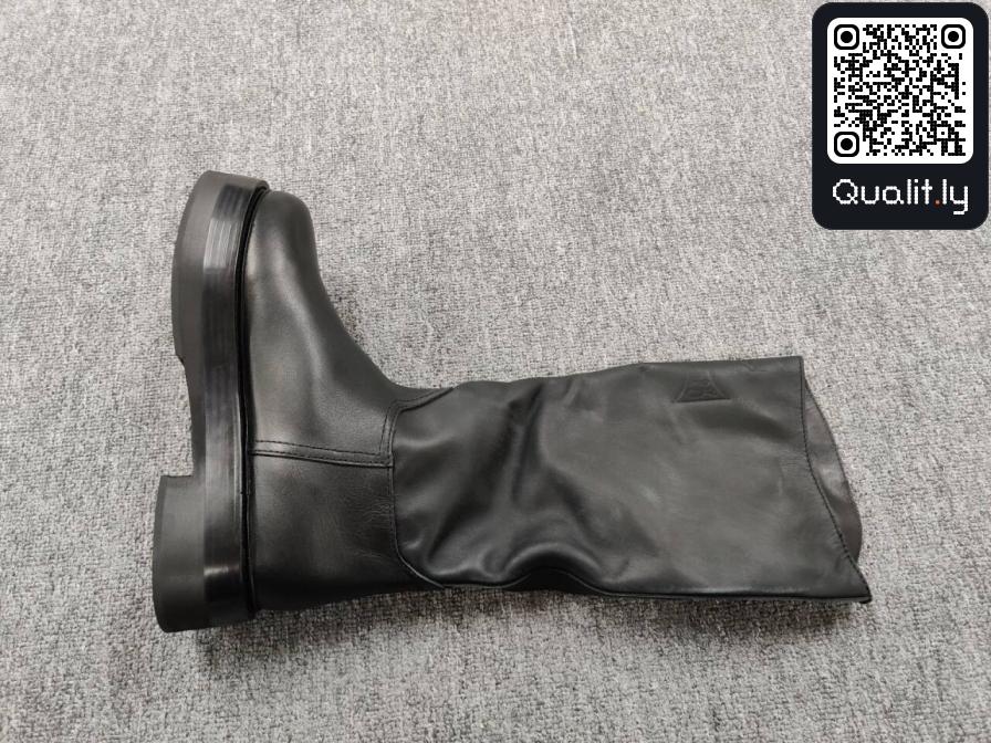 Sneakers QC photo 3 of 19