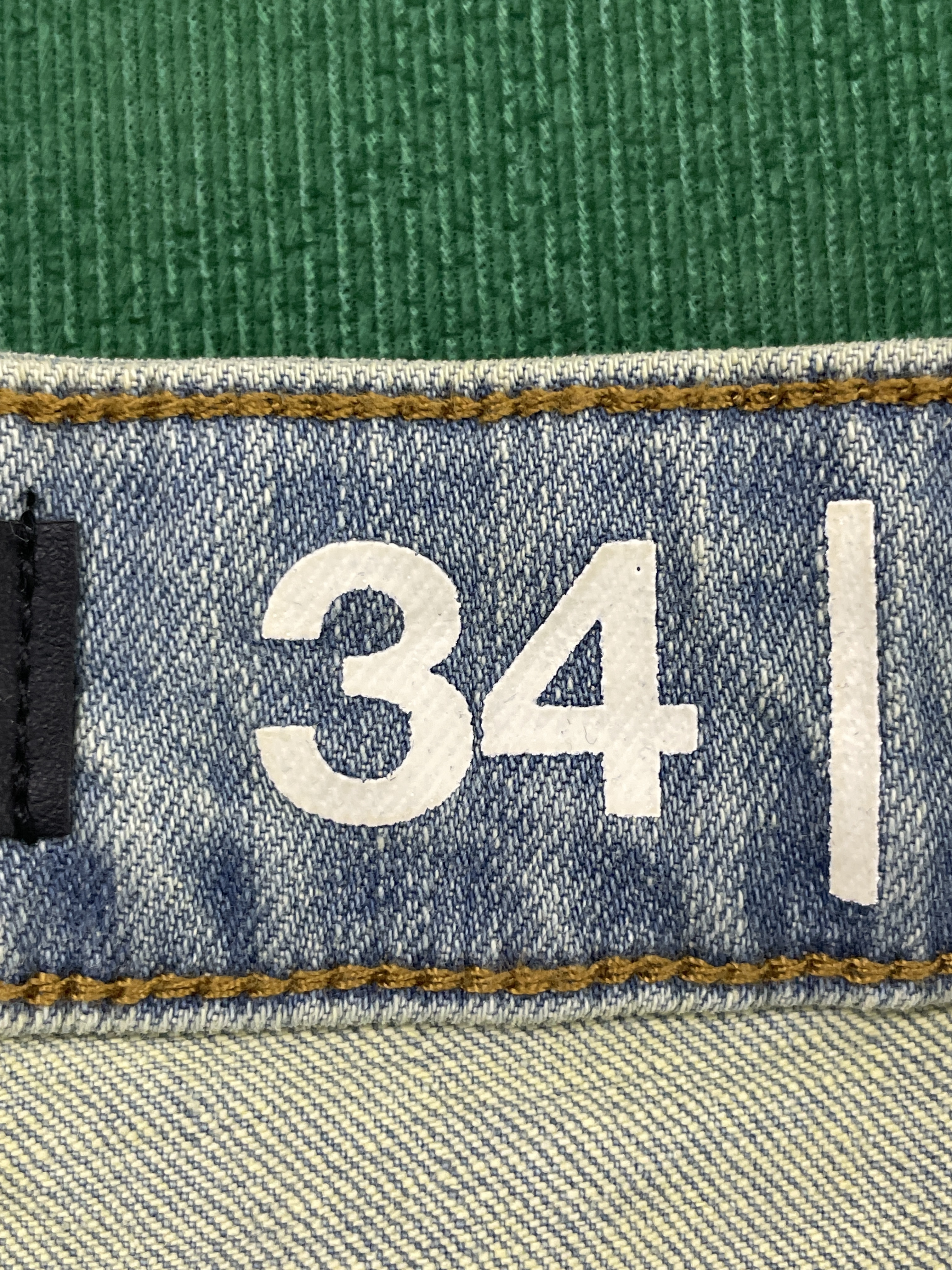 Jeans — QC-foto 3 van 13