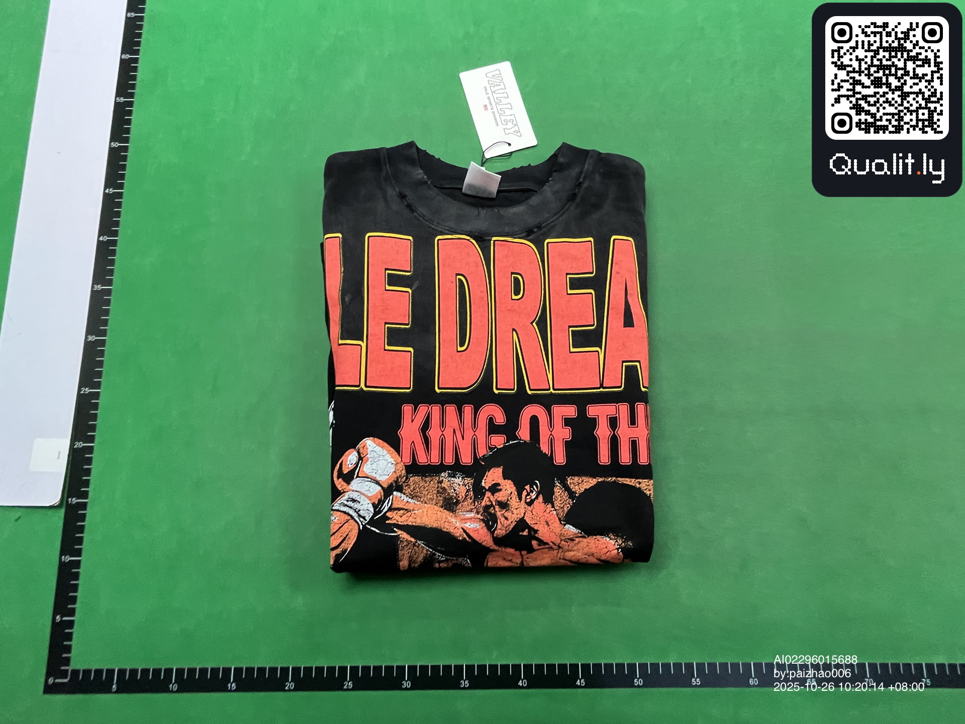 T-shirt QC photo 1 of 66