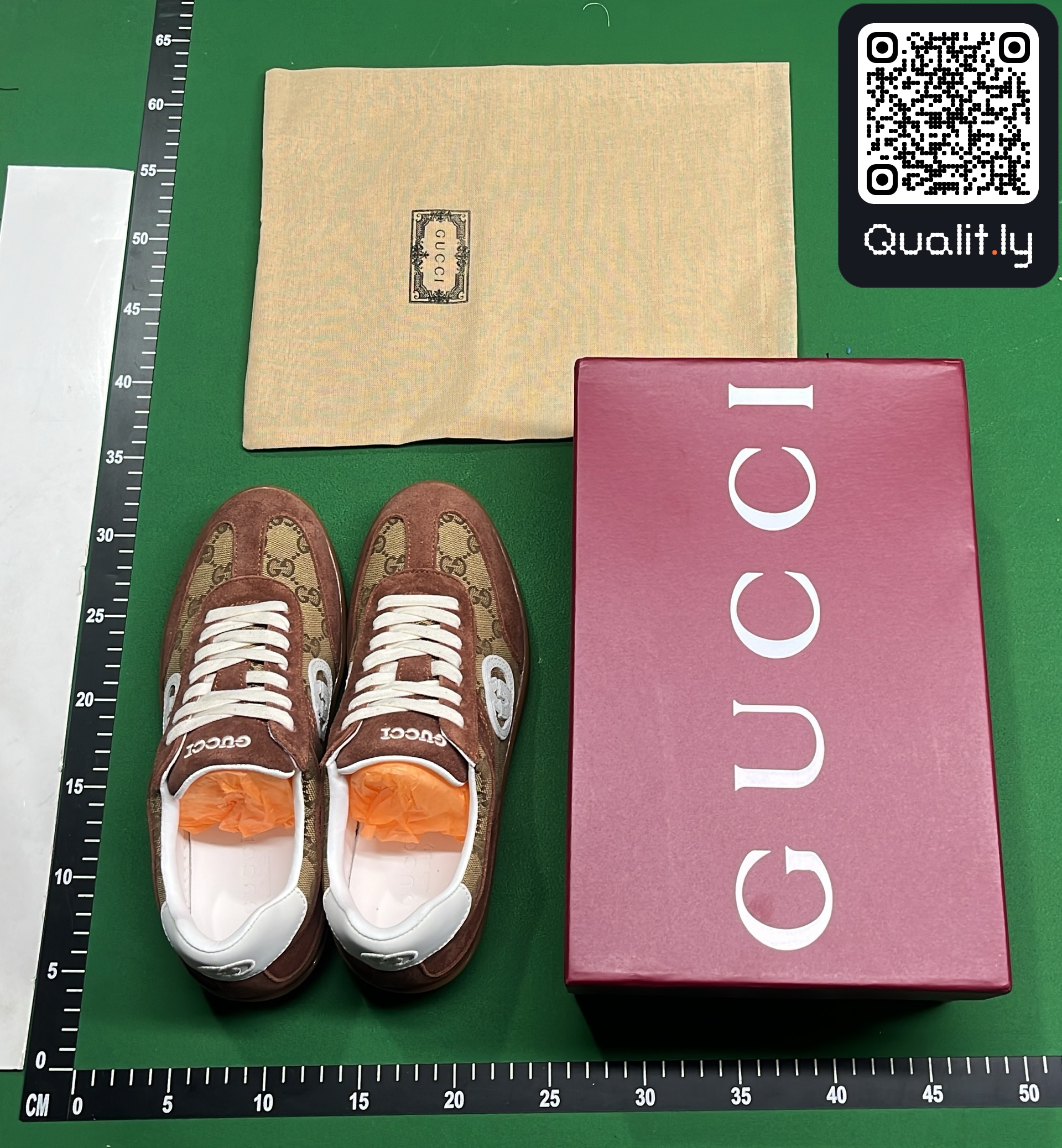 Sneakers QC photo 1 of 12