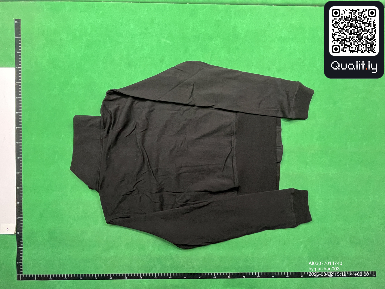Pet — QC-foto 2 van 4