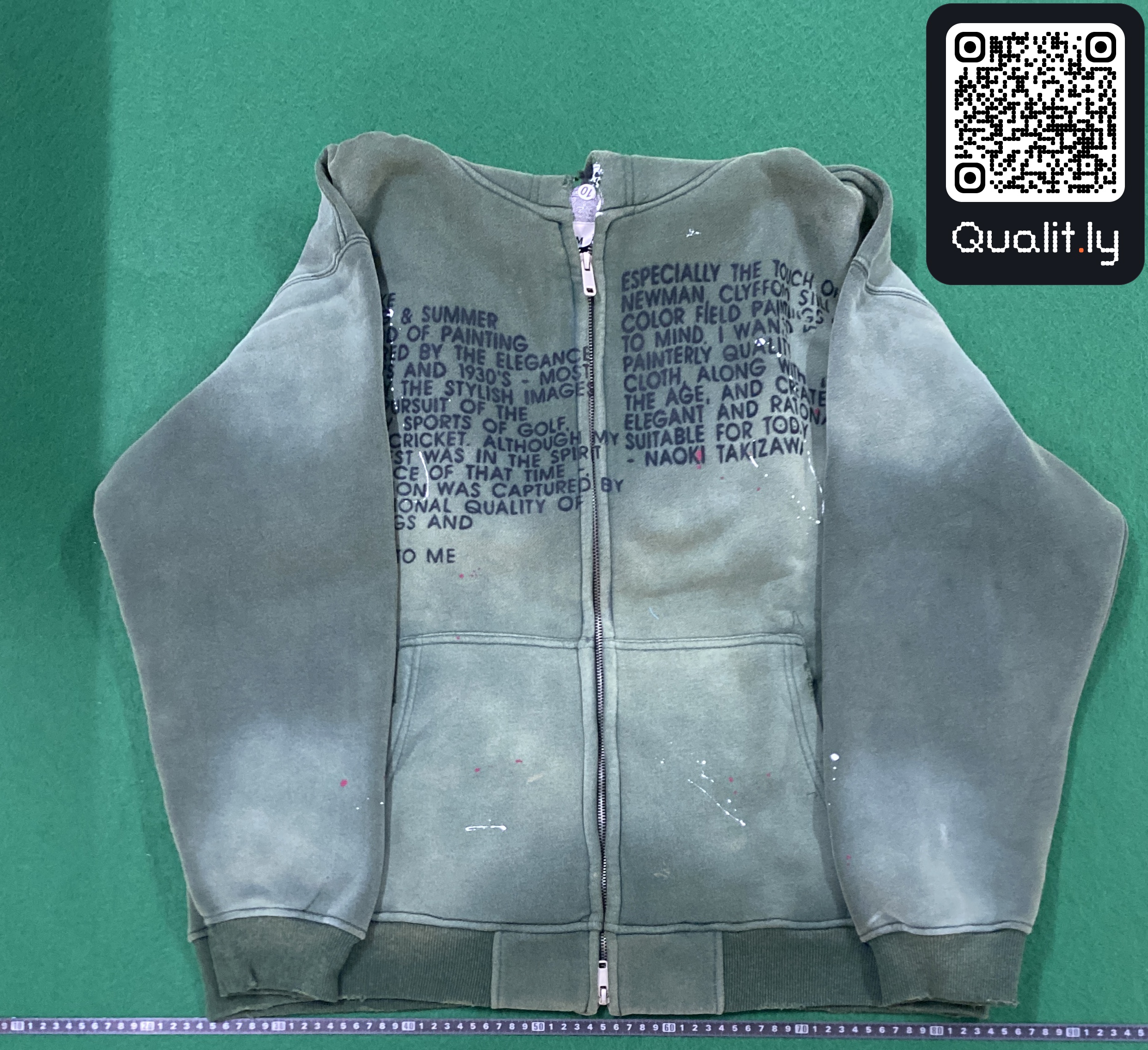 Hoodie — QC-Foto 2 von 51