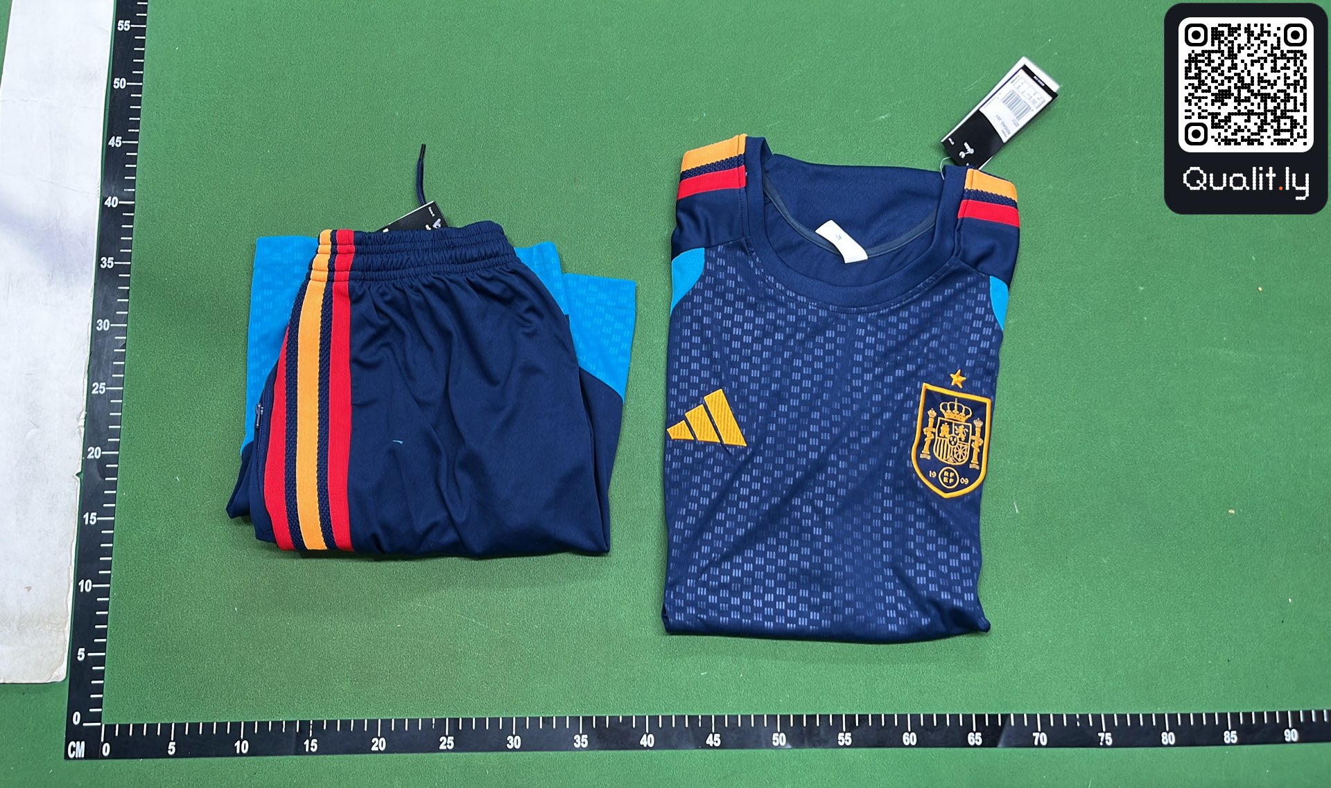 Adidas Tracksuit Navy QC photo 4