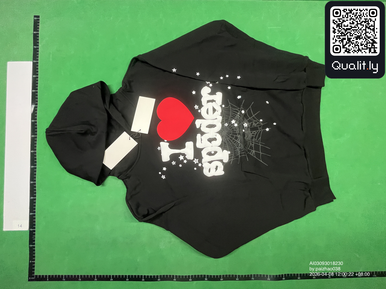Hoodie QC photo 2 of 10