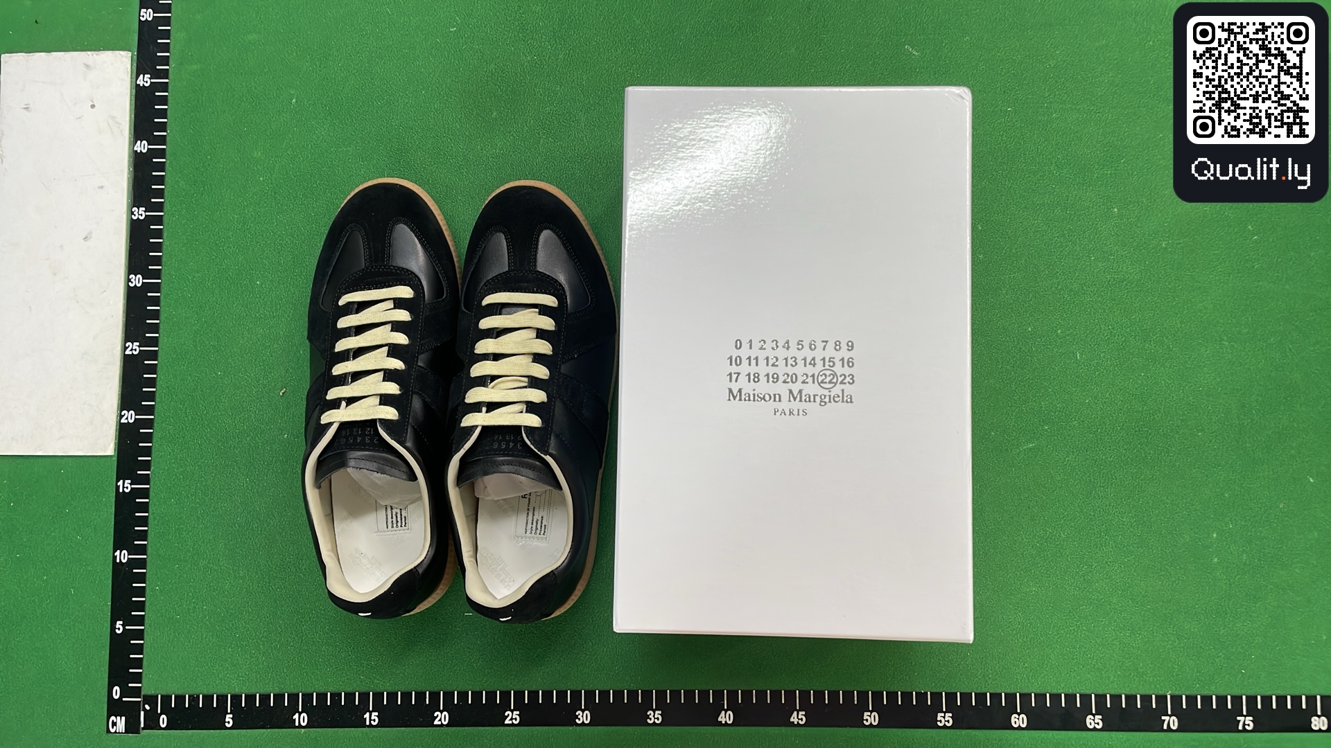Sneakers QC photo 1 of 24