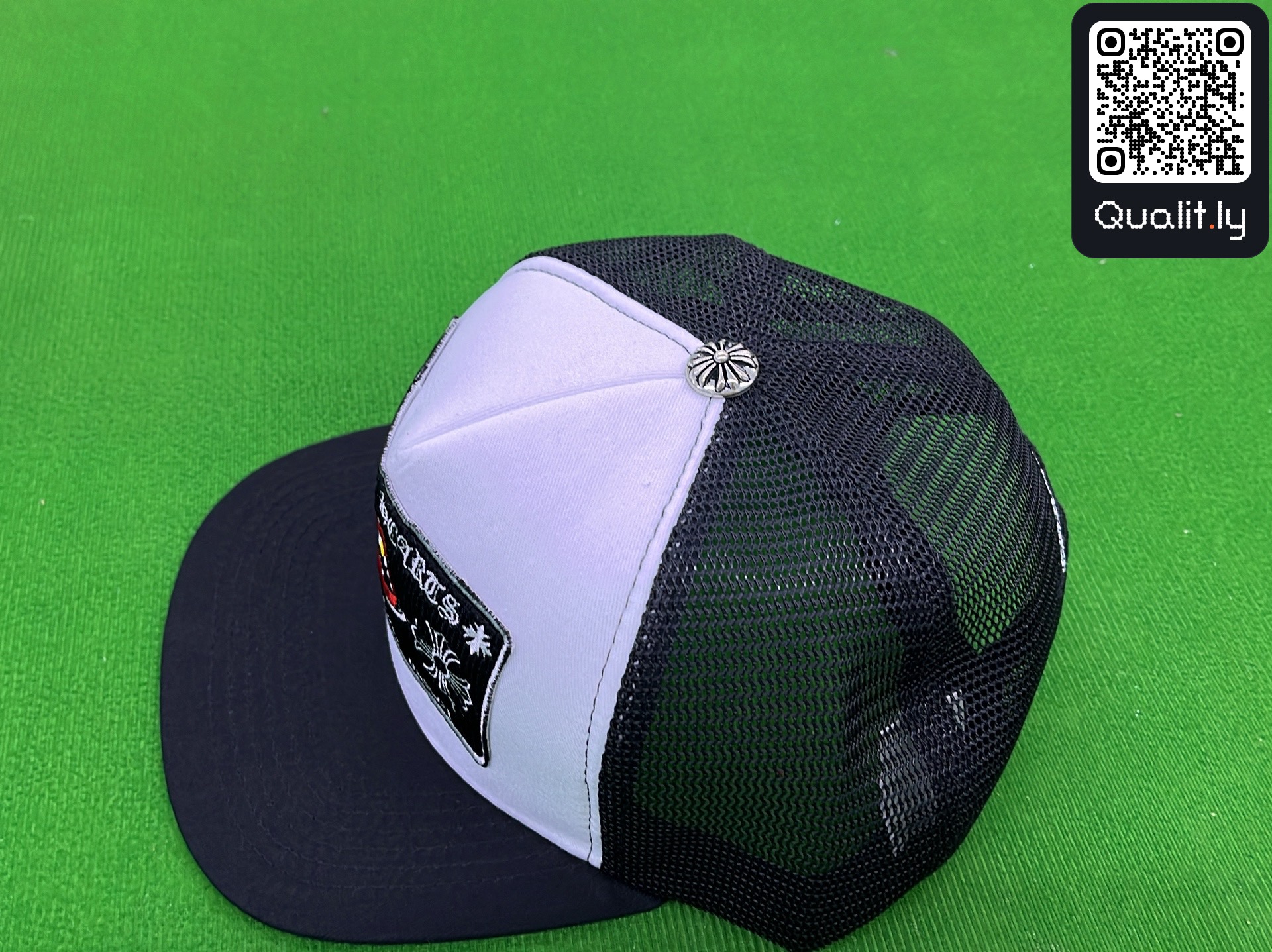 Cap QC photo 2 of 40