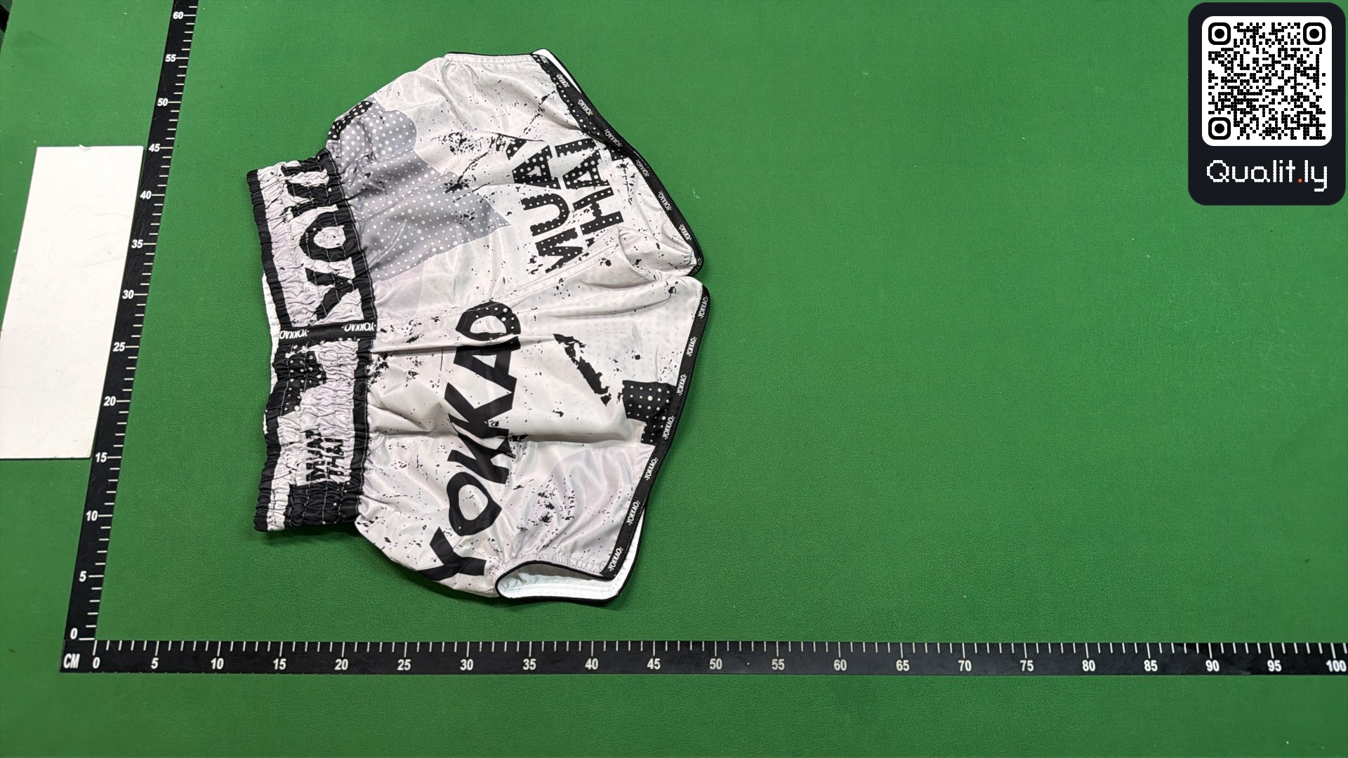 Short — photo QC 3 sur 4