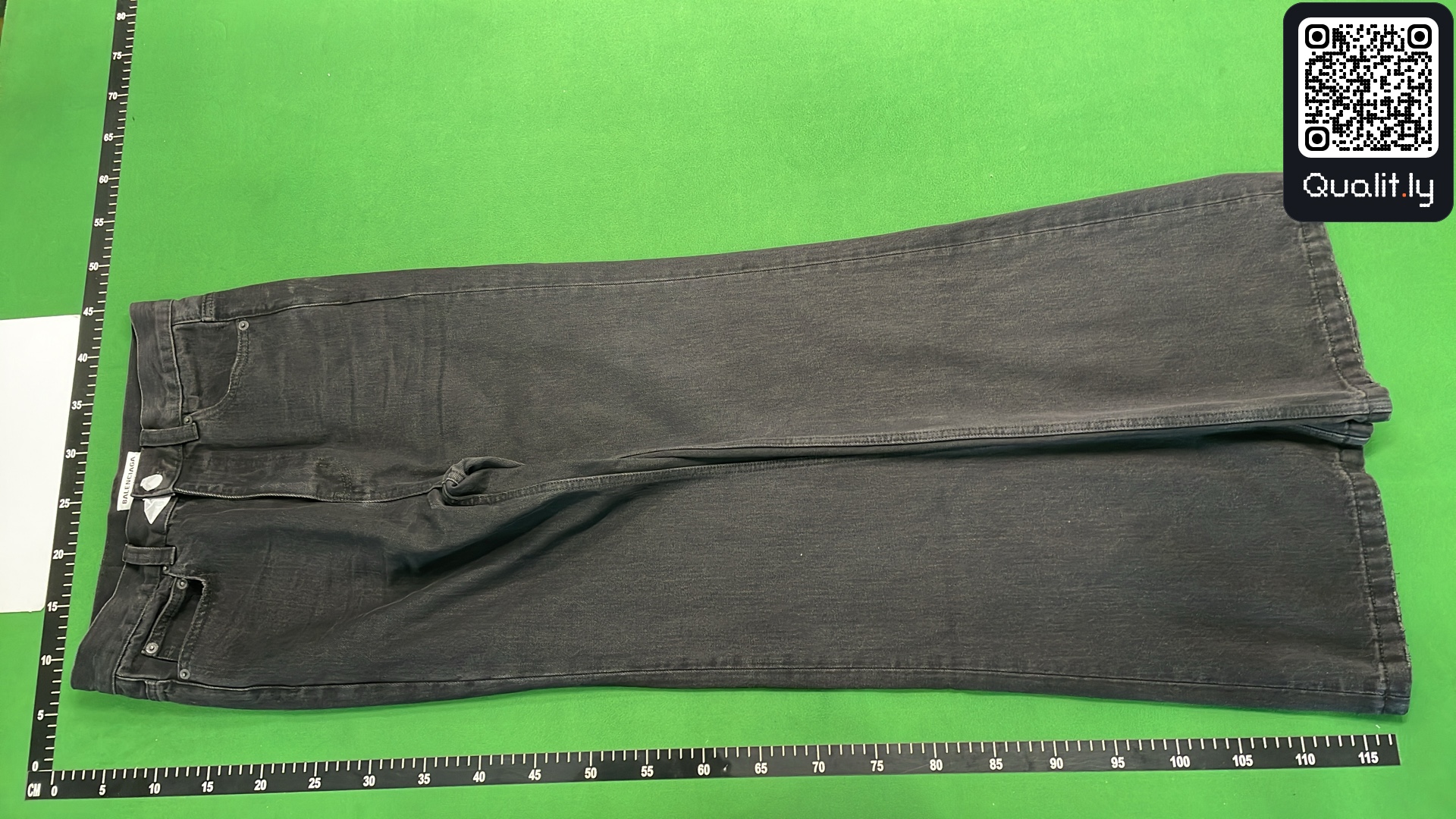 Jeans — QC-foto 2 av 118