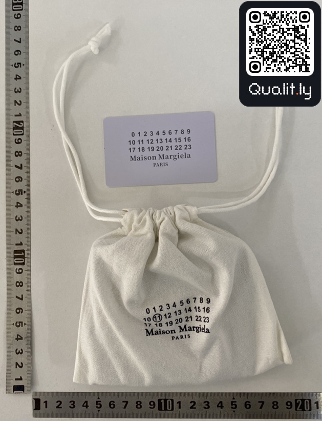 钱包 QC 照片 1 / 21