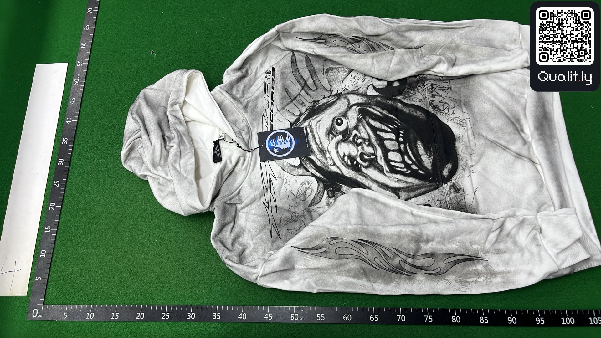 Sudadera con capucha — foto QC 2 de 360