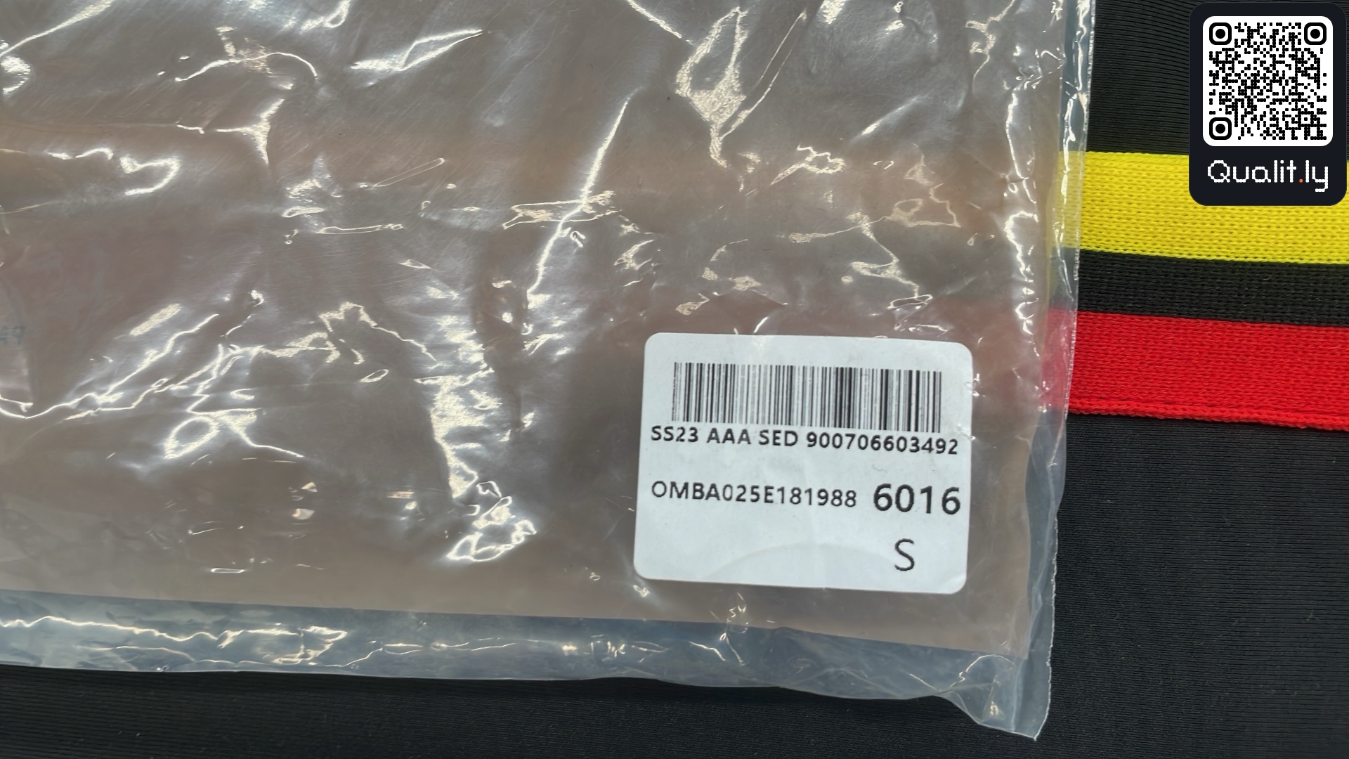 Hoodie — QC-foto 1 van 12