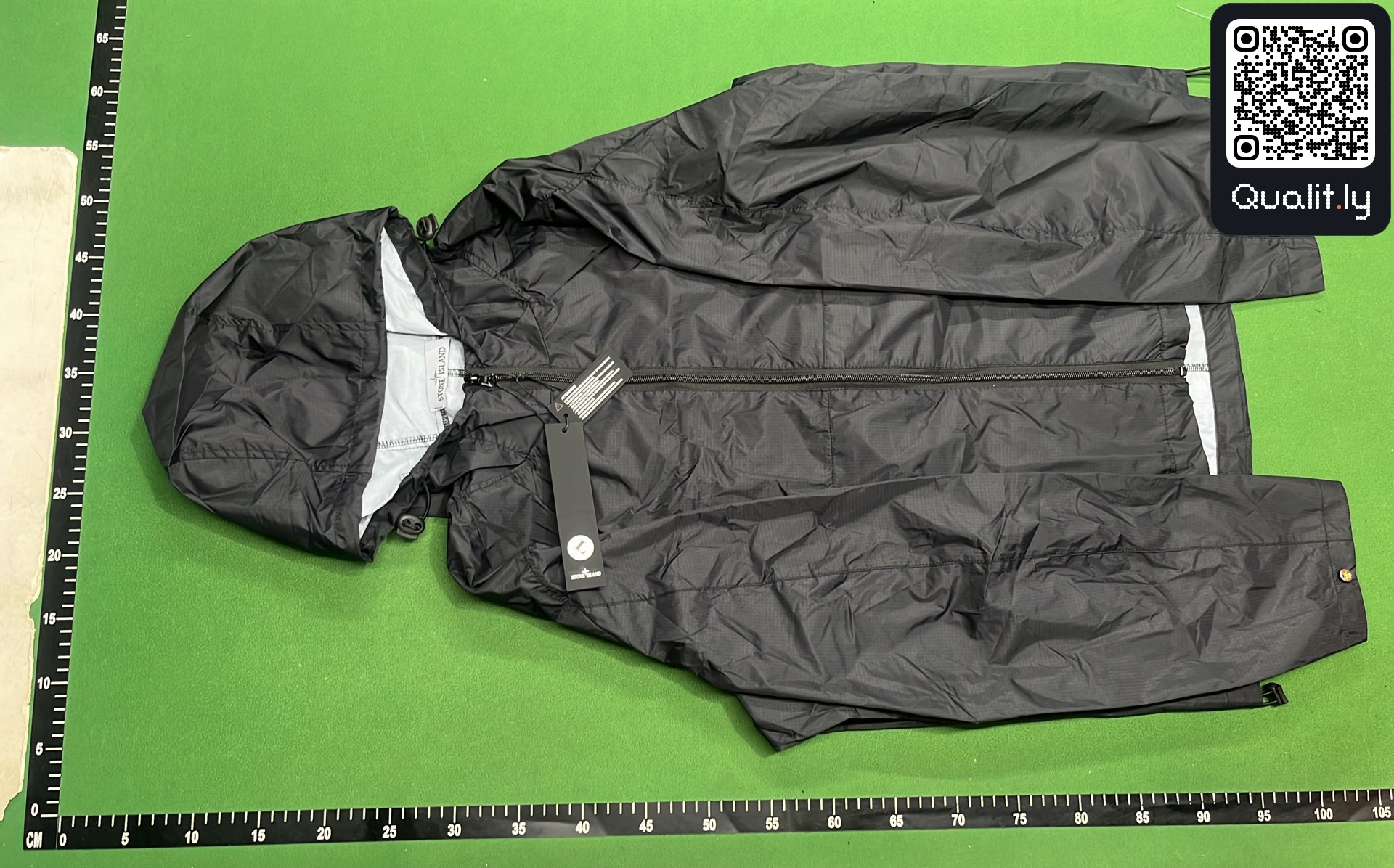 夹克 QC 照片 2 / 4